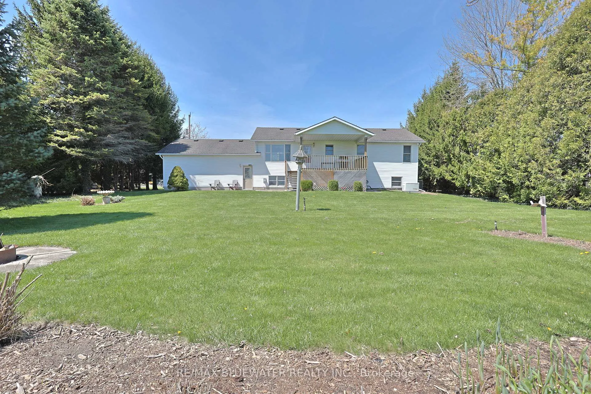 Photo 46 of 9873 Leonard Street, Lambton Shores, Grand Bend — HOMEH
