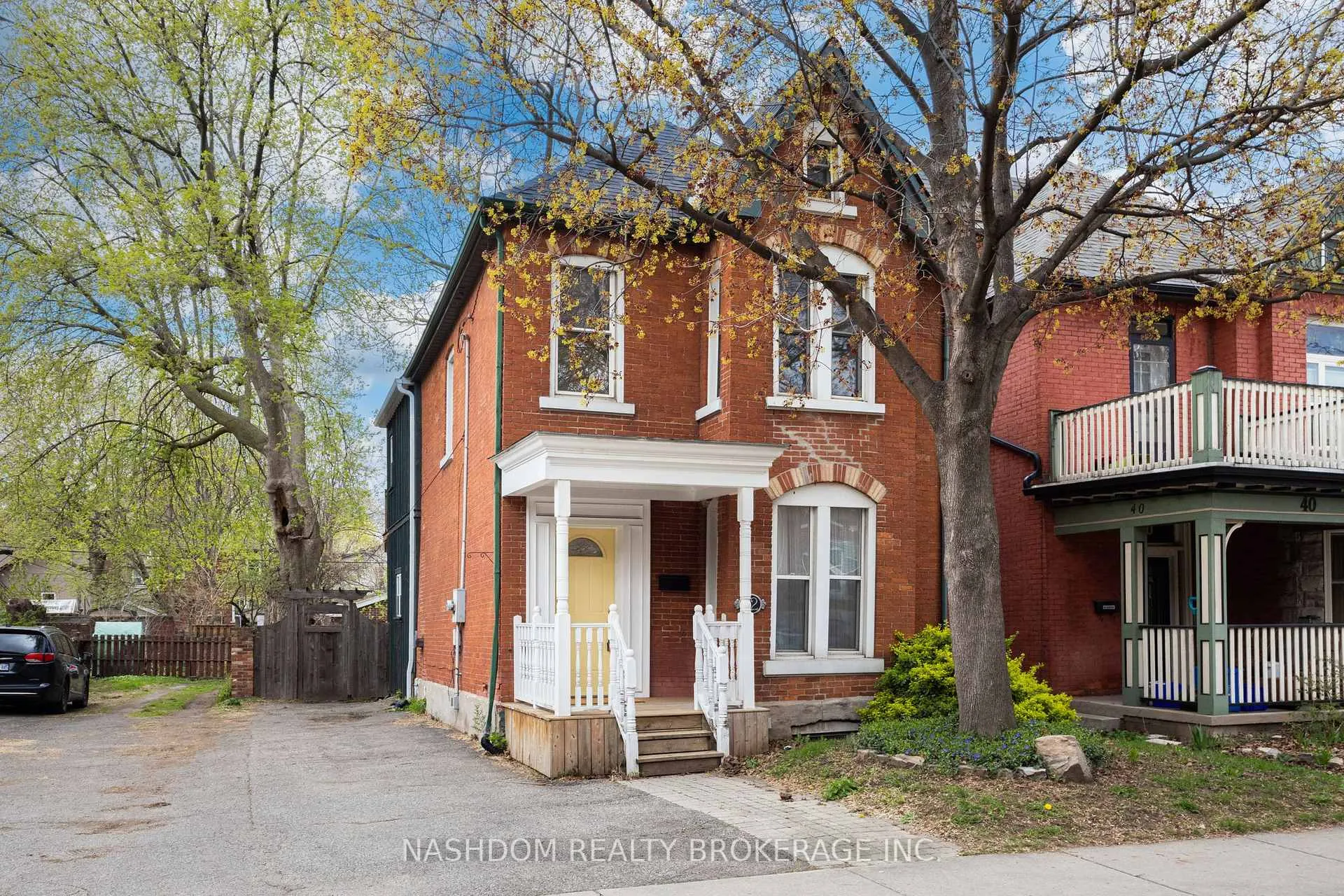 Photo 1 of 42 Erie Avenue, Hamilton, Stinson — HOMEH