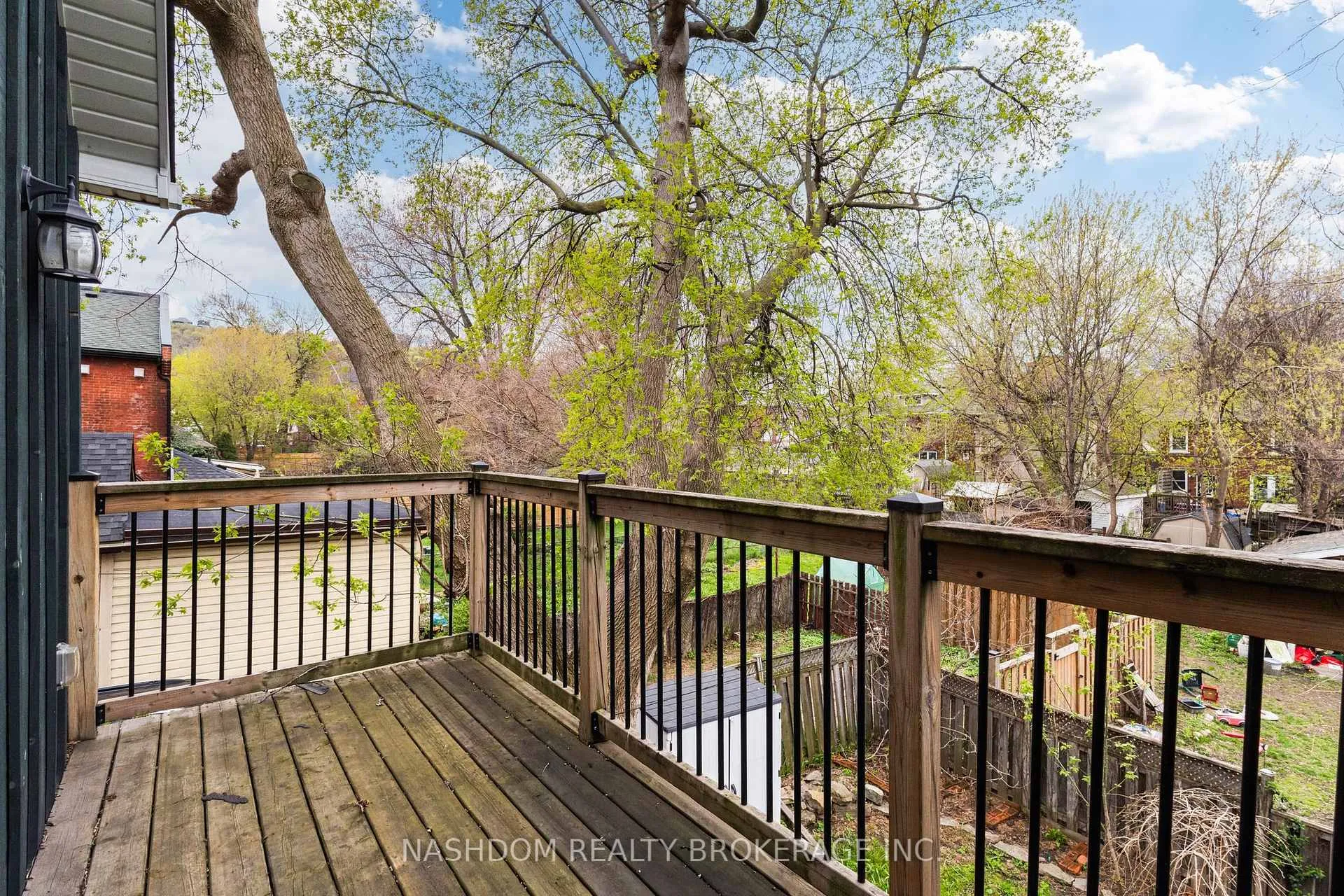 Photo 28 of 42 Erie Avenue, Hamilton, Stinson — HOMEH