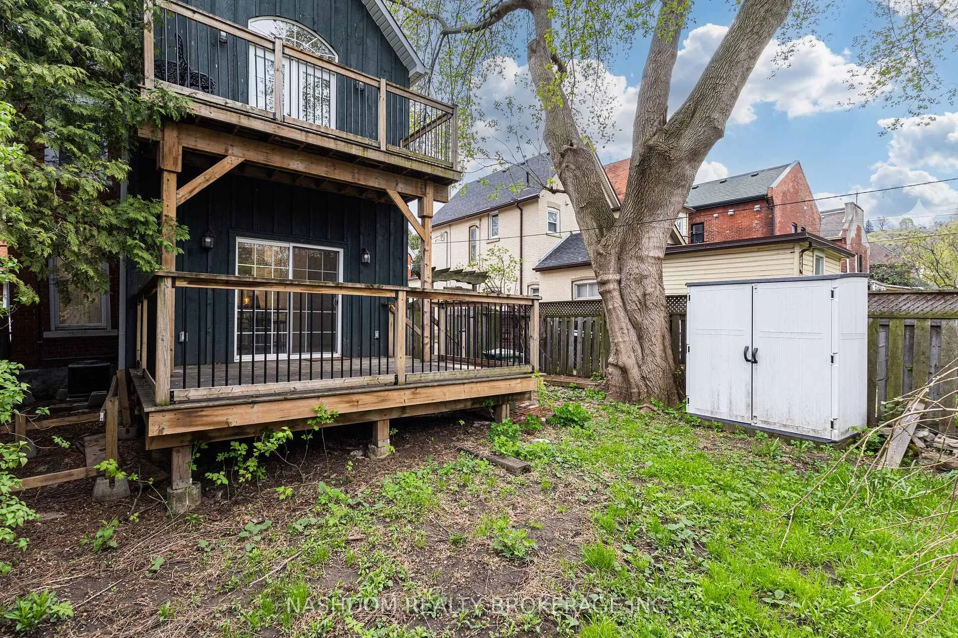 Photo 35 of 42 Erie Avenue, Hamilton, Stinson — HOMEH