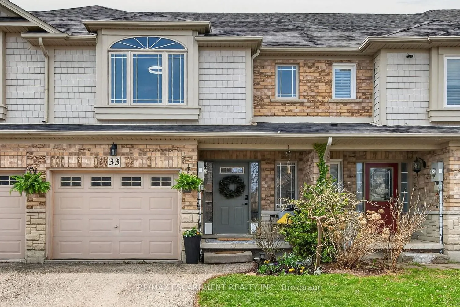Photo 3 of 33 Voyager Pass, Hamilton, Binbrook — HOMEH