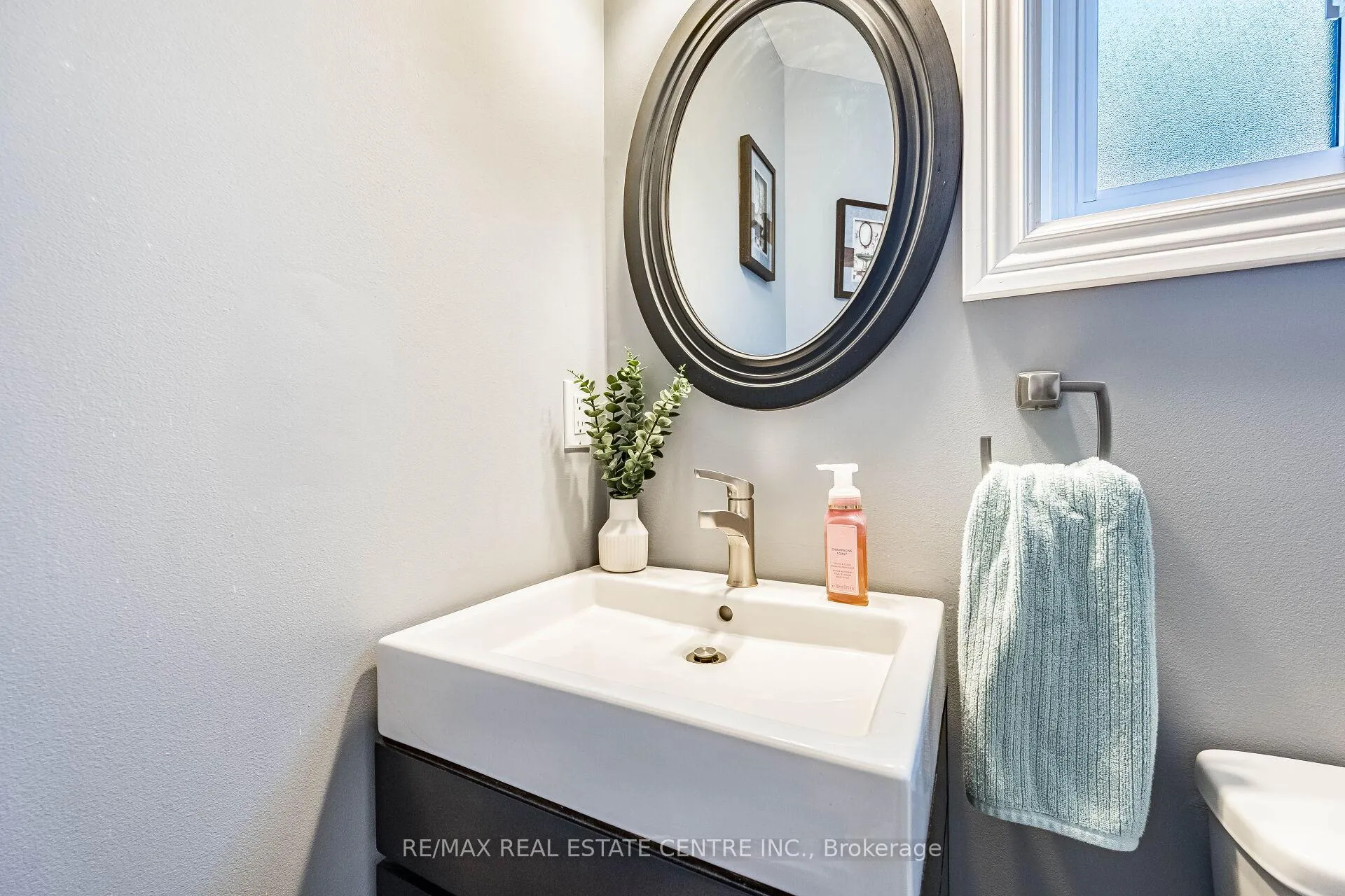 Photo 9 of 25 Settlers Road, Orangeville — HOMEH