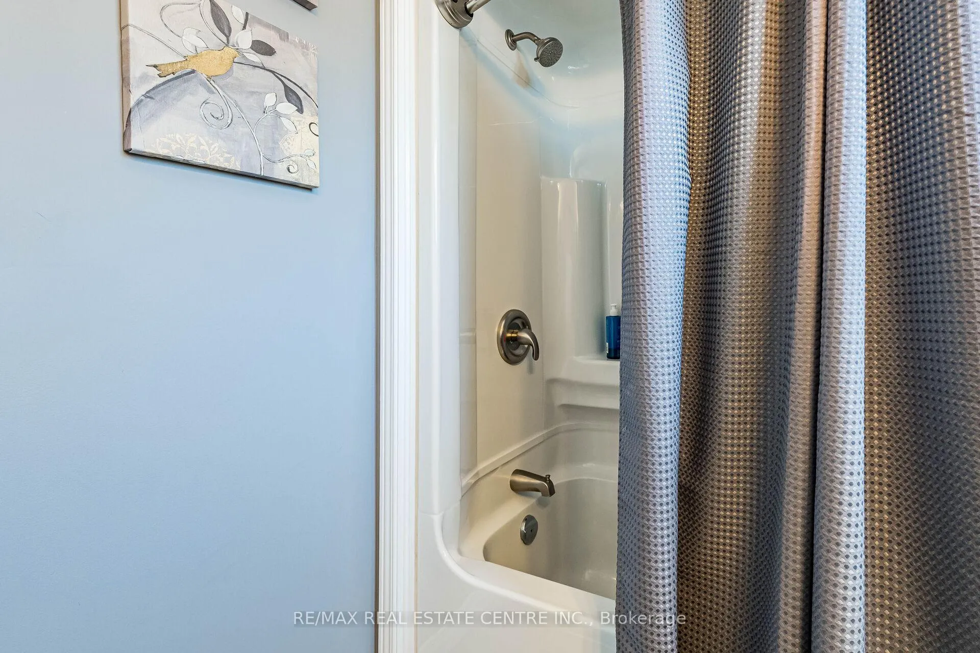 Photo 38 of 25 Settlers Road, Orangeville — HOMEH