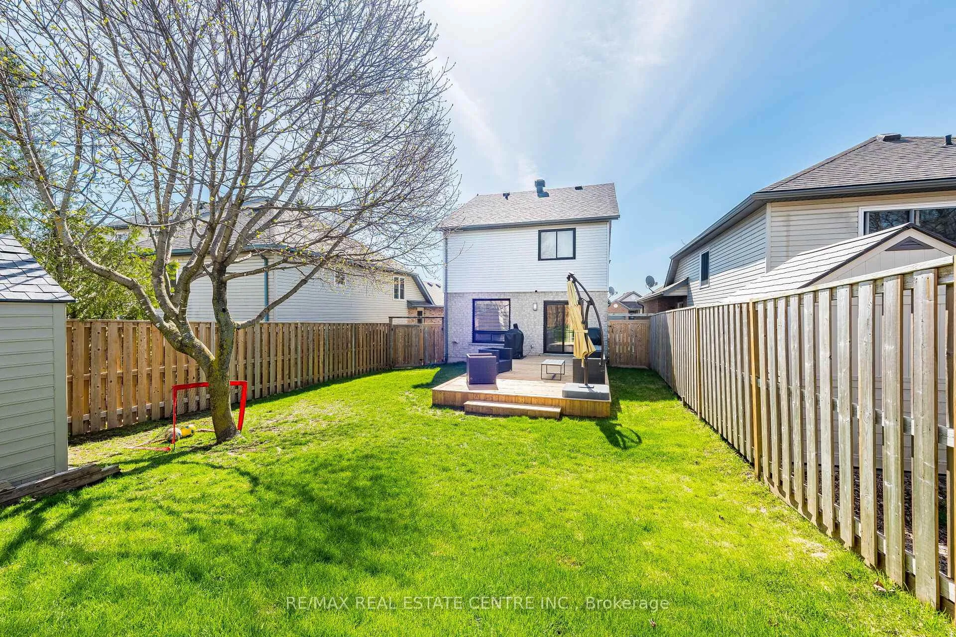 Photo 45 of 25 Settlers Road, Orangeville — HOMEH