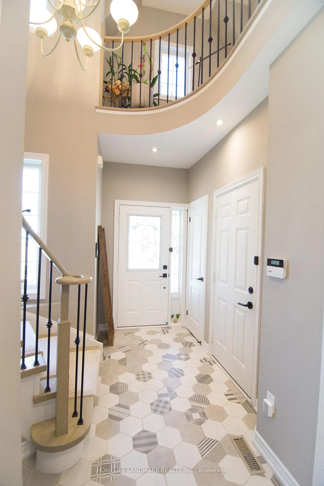 Photo 5 of 93 Park Place Drive, Markham, Greensborough — HOMEH