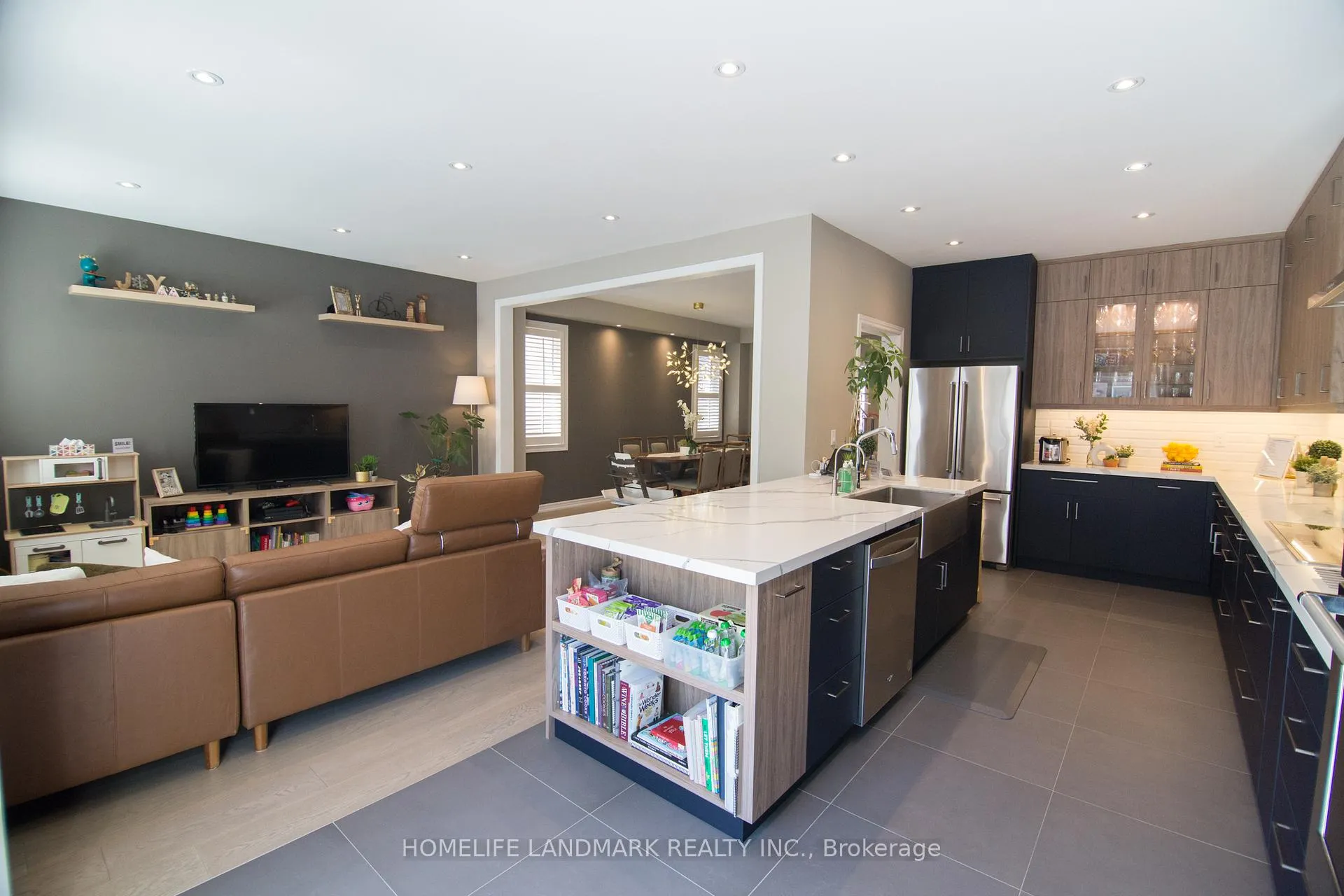 Photo 15 of 93 Park Place Drive, Markham, Greensborough — HOMEH