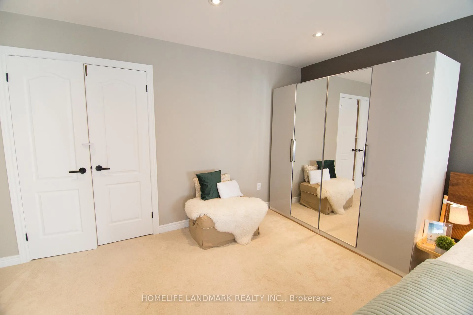 Photo 32 of 93 Park Place Drive, Markham, Greensborough — HOMEH