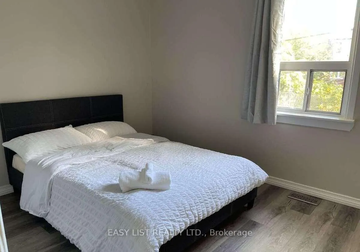 Photo 4 of 777 Birchmount Road, Scarborough, Ionview — HOMEH