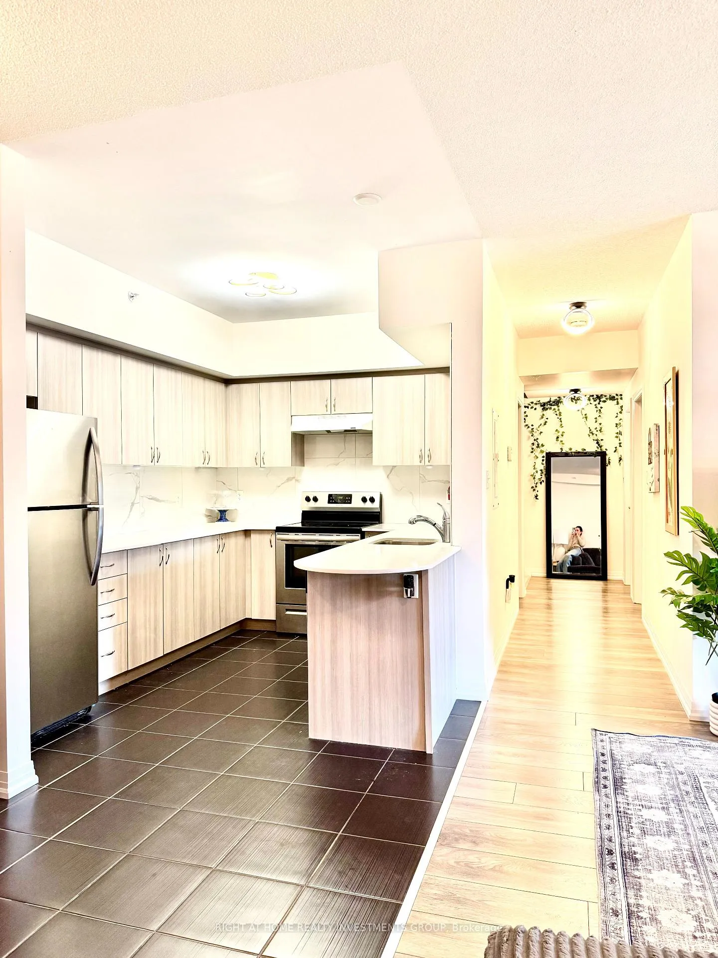 Photo 2 of Unit 12, 306 Essa Road, Barrie, Ardagh — HOMEH