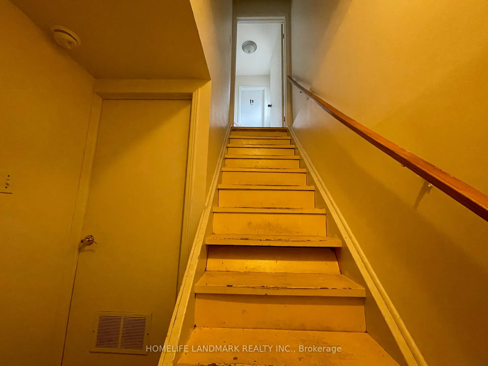 Photo 4 of Unit Bsmt, 90 Crittenden Square, Scarborough, Malvern — HOMEH