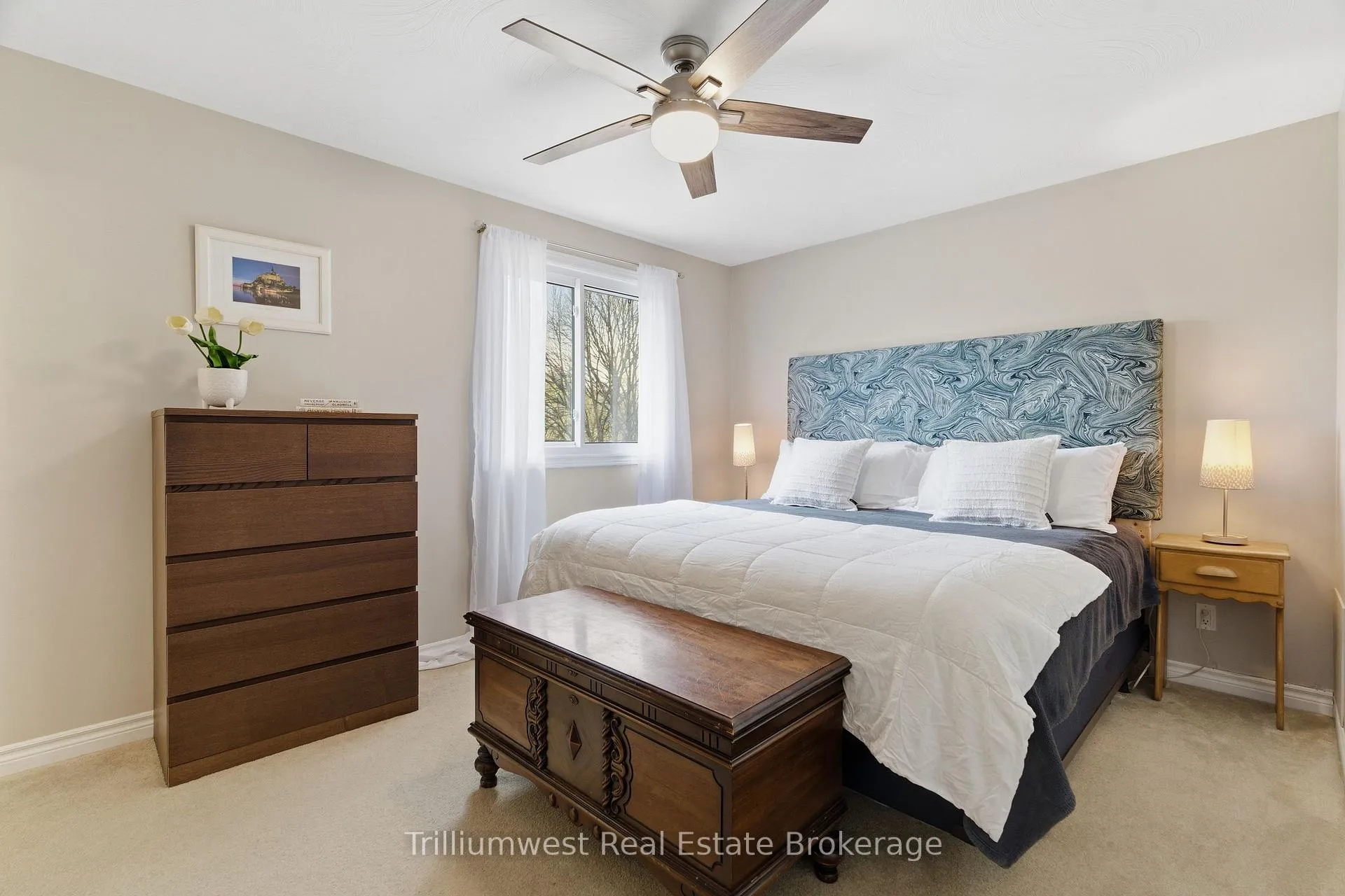 Photo 18 of 210 Old Country Place, Kitchener — HOMEH