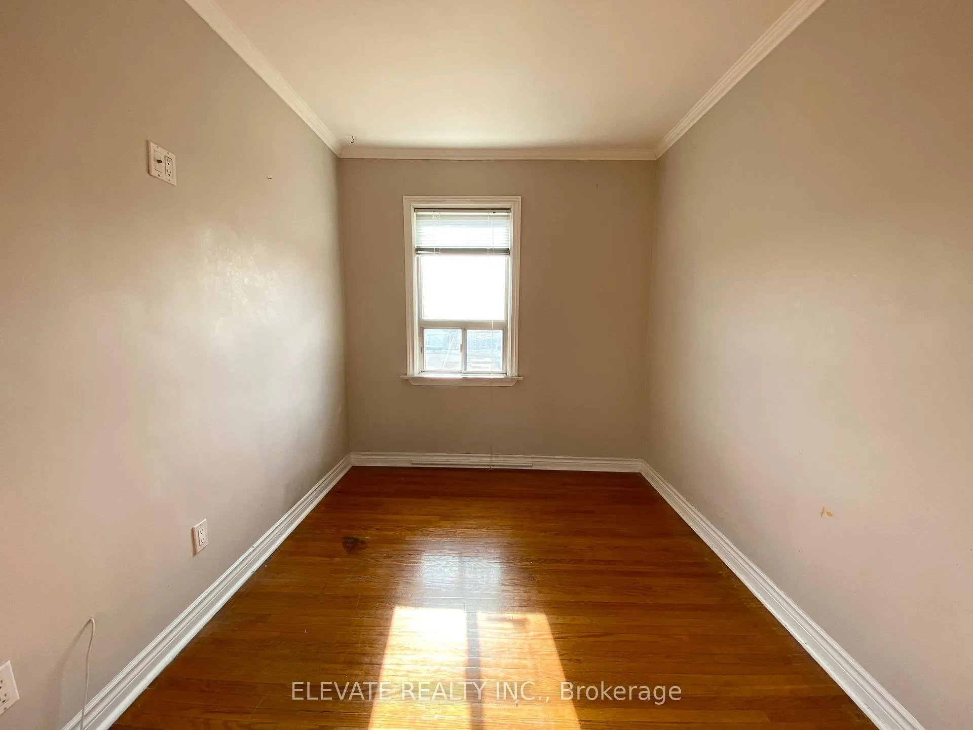 Photo 16 of 268 Silverthorn Avenue, Toronto, Weston-Pellam Park — HOMEH