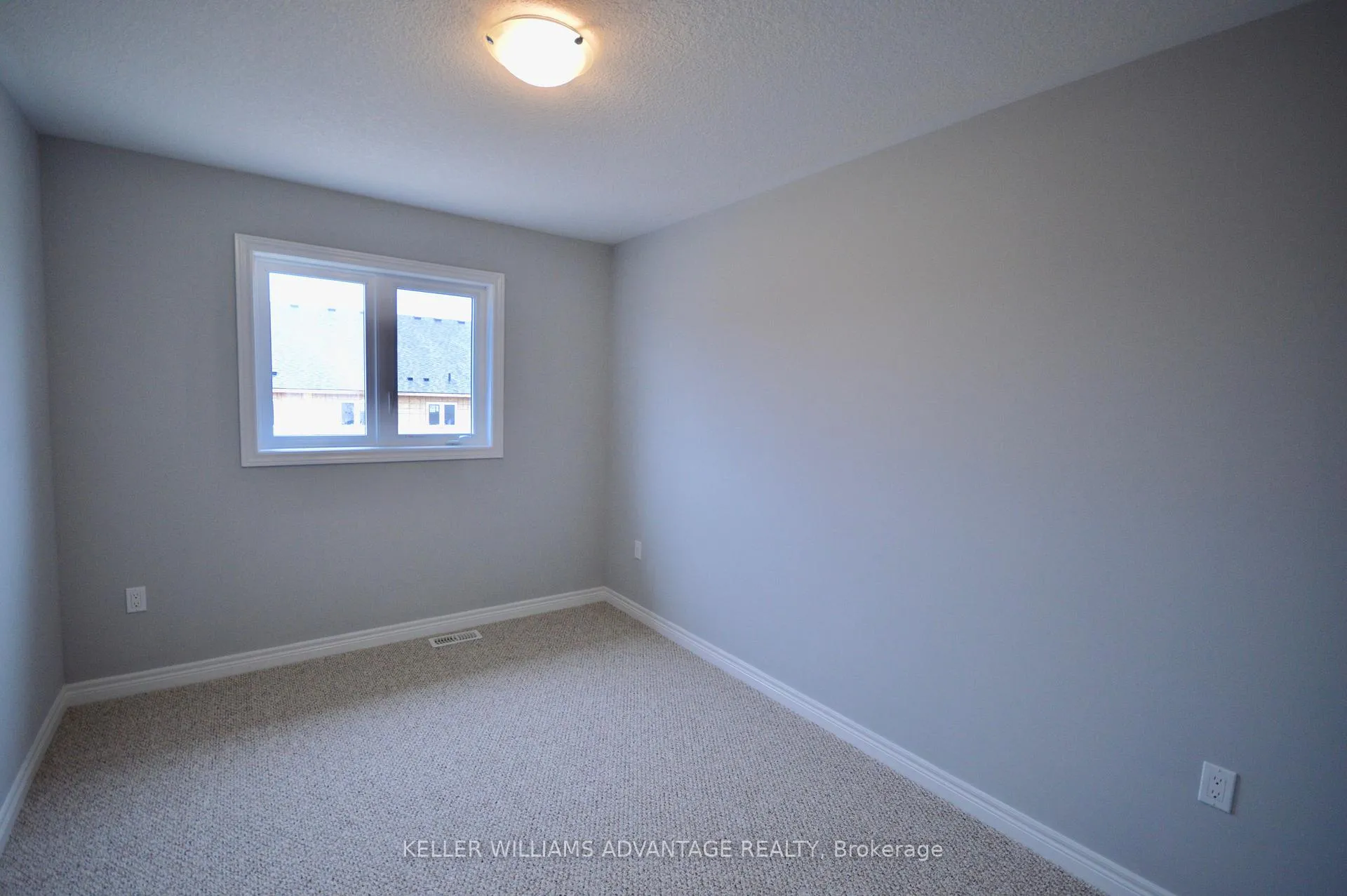 Photo 13 of 34 Cittadella Boulevard, Hamilton, Hannon — HOMEH