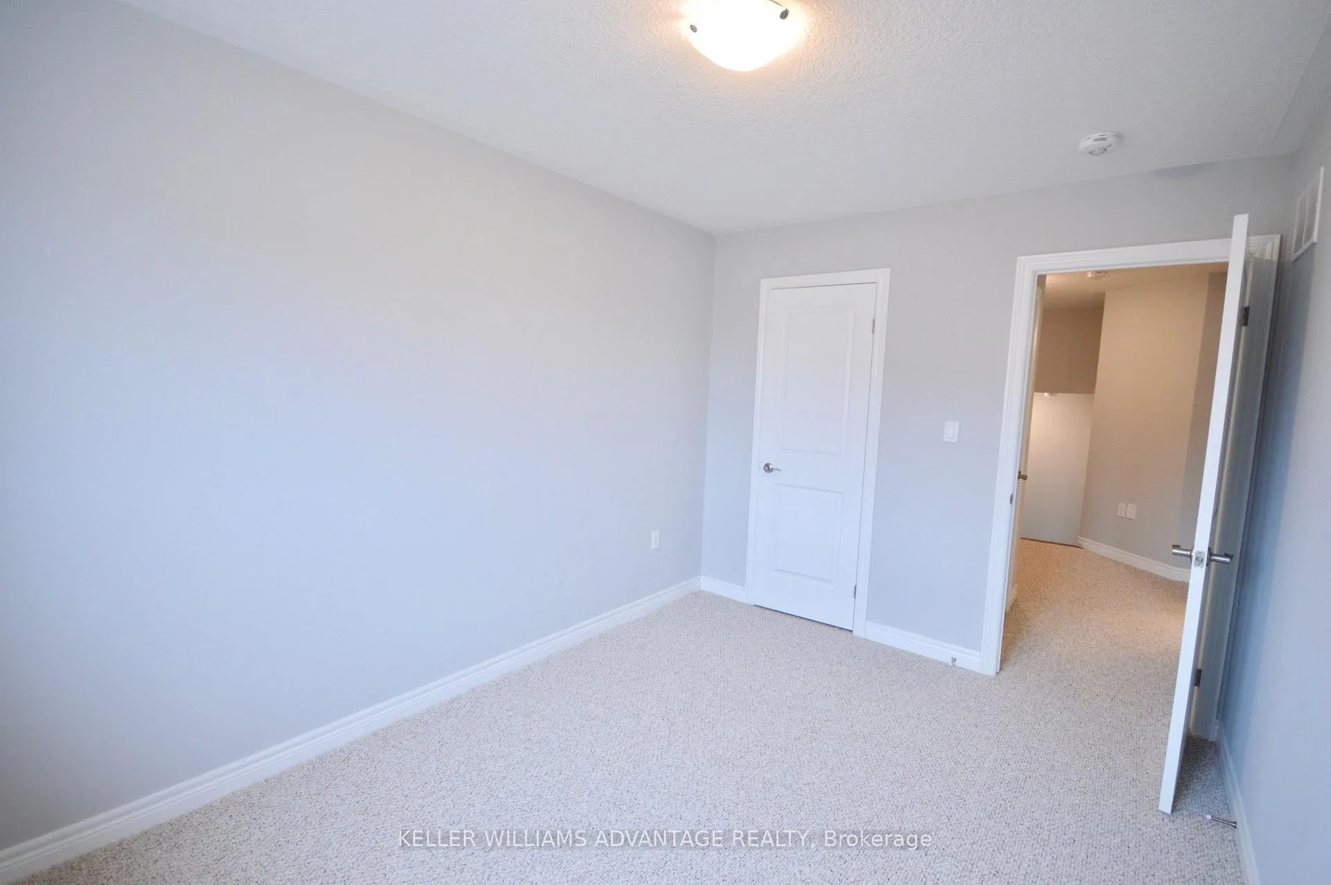 Photo 14 of 34 Cittadella Boulevard, Hamilton, Hannon — HOMEH