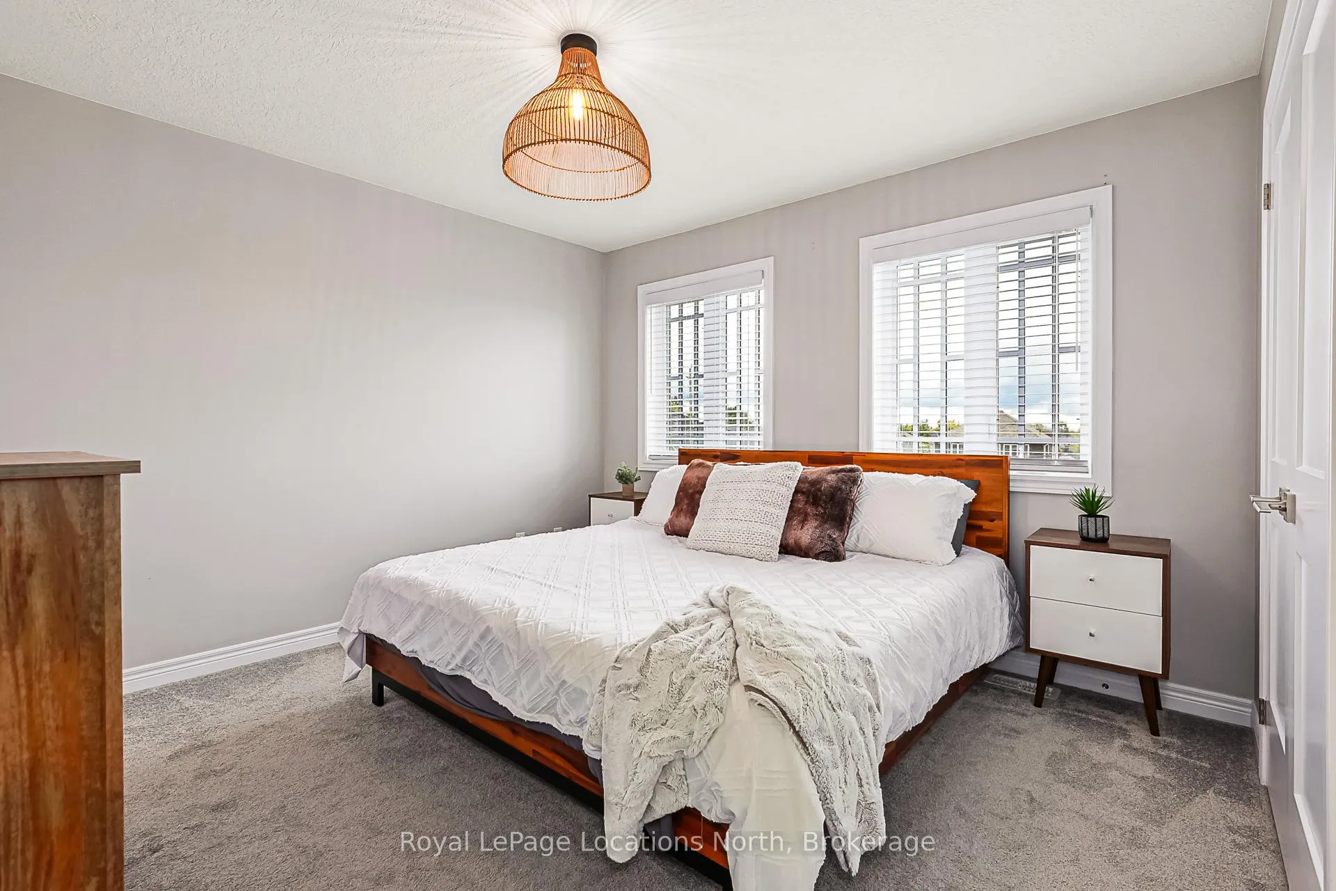 Photo 13 of 10 Foley Crescent, Collingwood — HOMEH