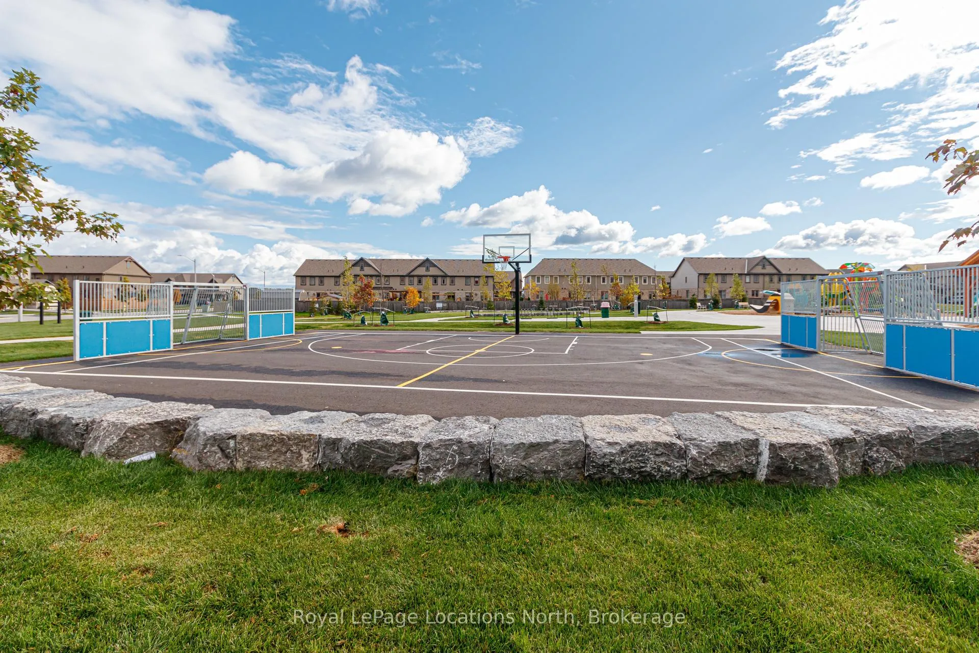 Photo 18 of 10 Foley Crescent, Collingwood — HOMEH