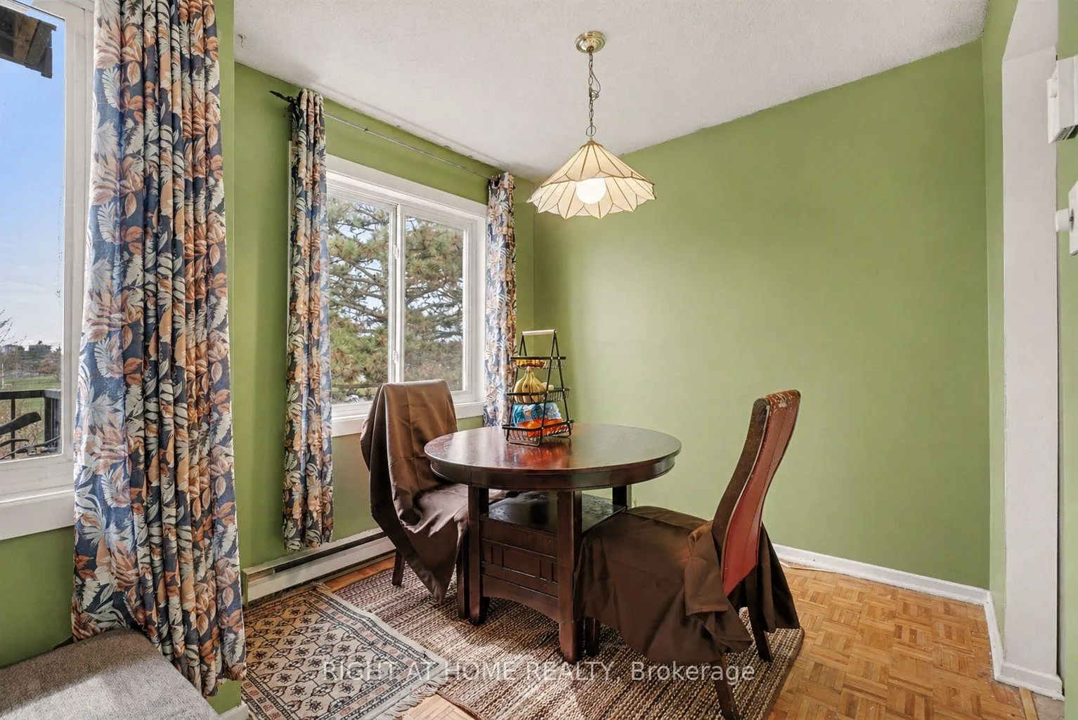 Photo 8 of Unit 305B, 2044 Arrowsmith Drive, Ottawa, Beacon Hill South — HOMEH