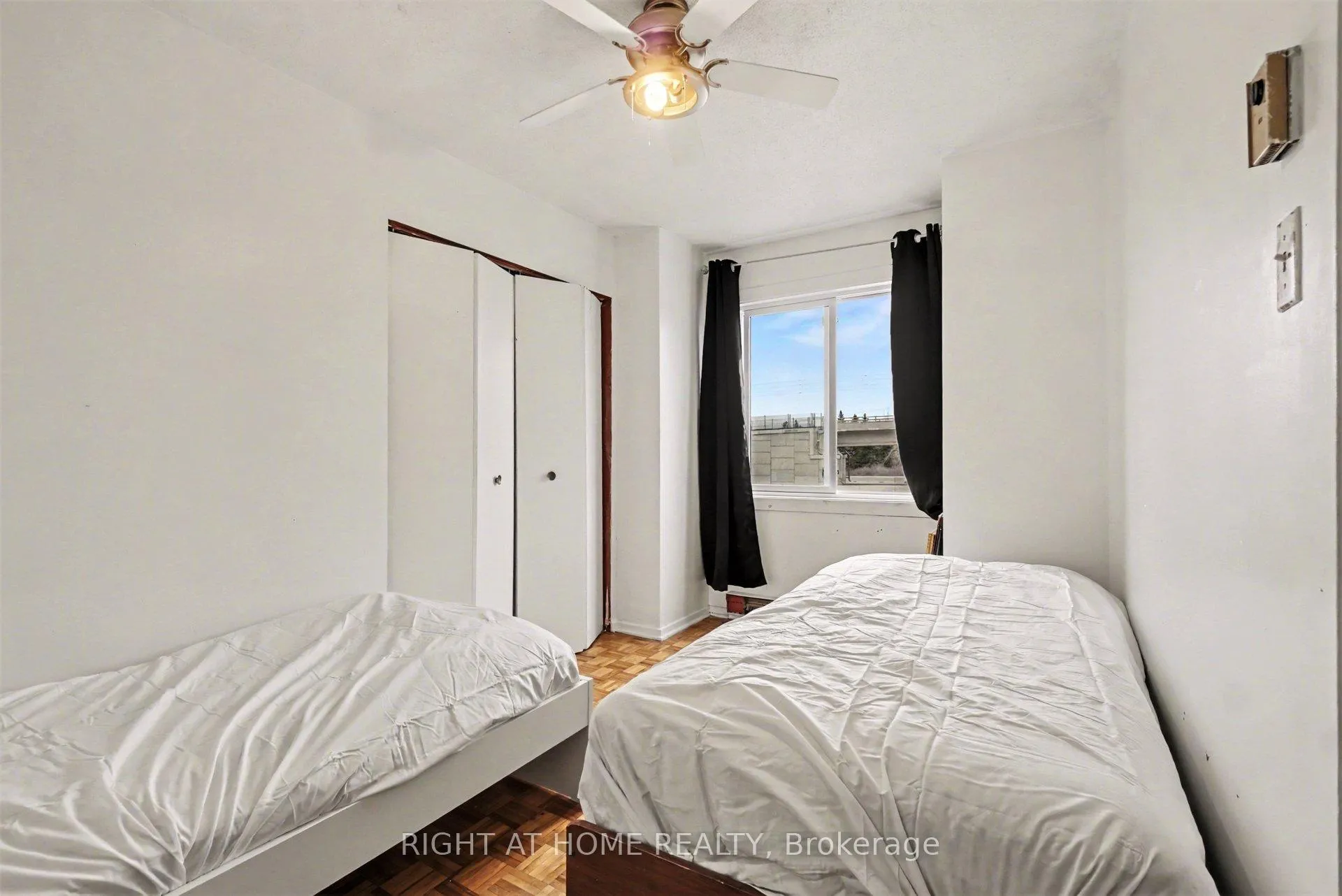 Photo 18 of Unit 305B, 2044 Arrowsmith Drive, Ottawa, Beacon Hill South — HOMEH