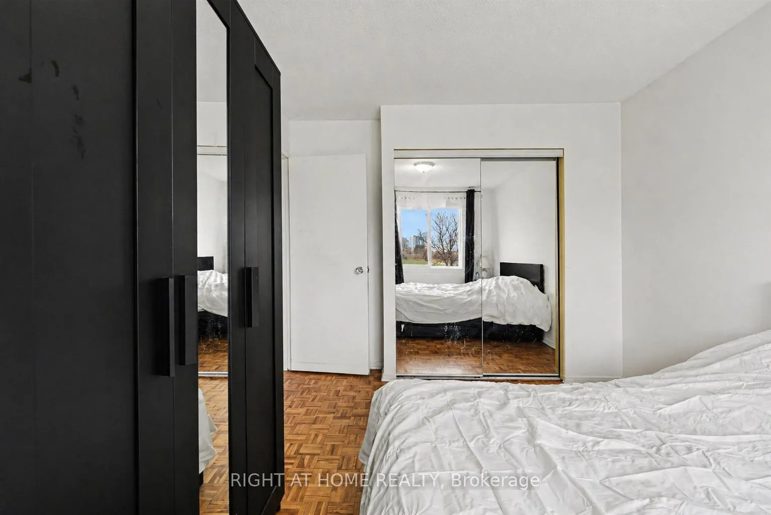 Photo 22 of Unit 305B, 2044 Arrowsmith Drive, Ottawa, Beacon Hill South — HOMEH