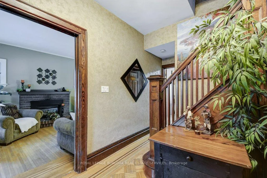 Photo 5 of 46 Sherman Avenue S, Hamilton, Gibson — HOMEH