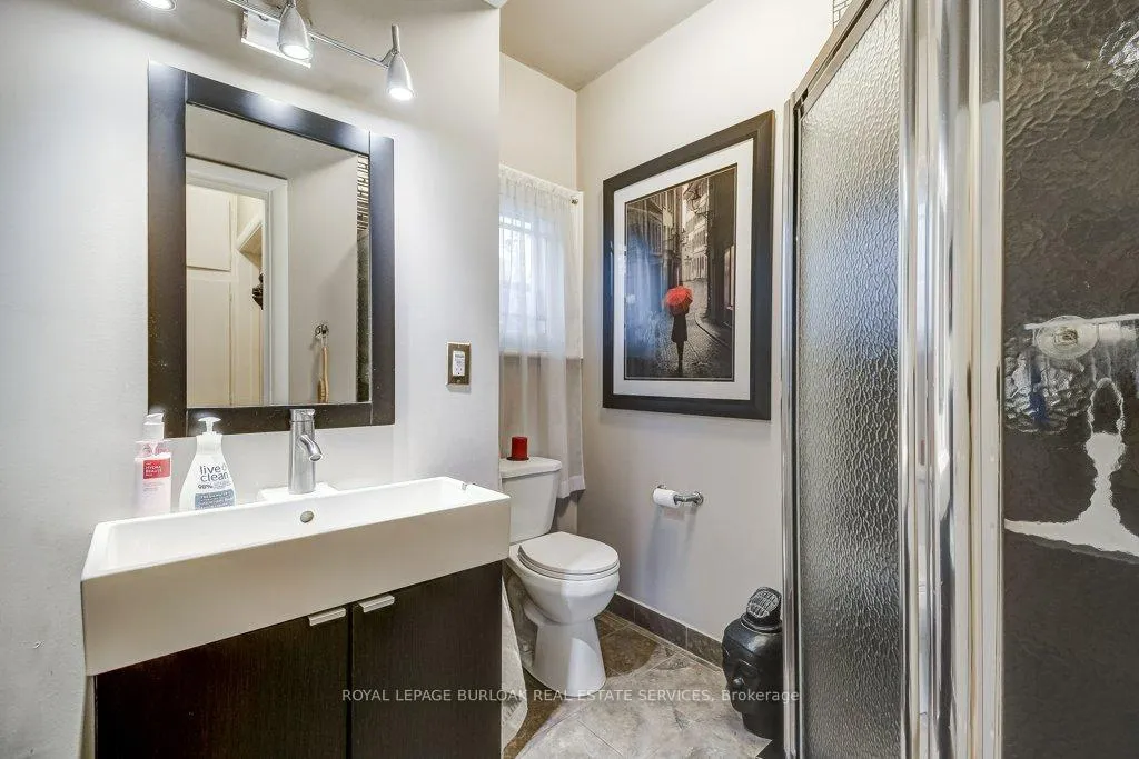 Photo 16 of 46 Sherman Avenue S, Hamilton, Gibson — HOMEH