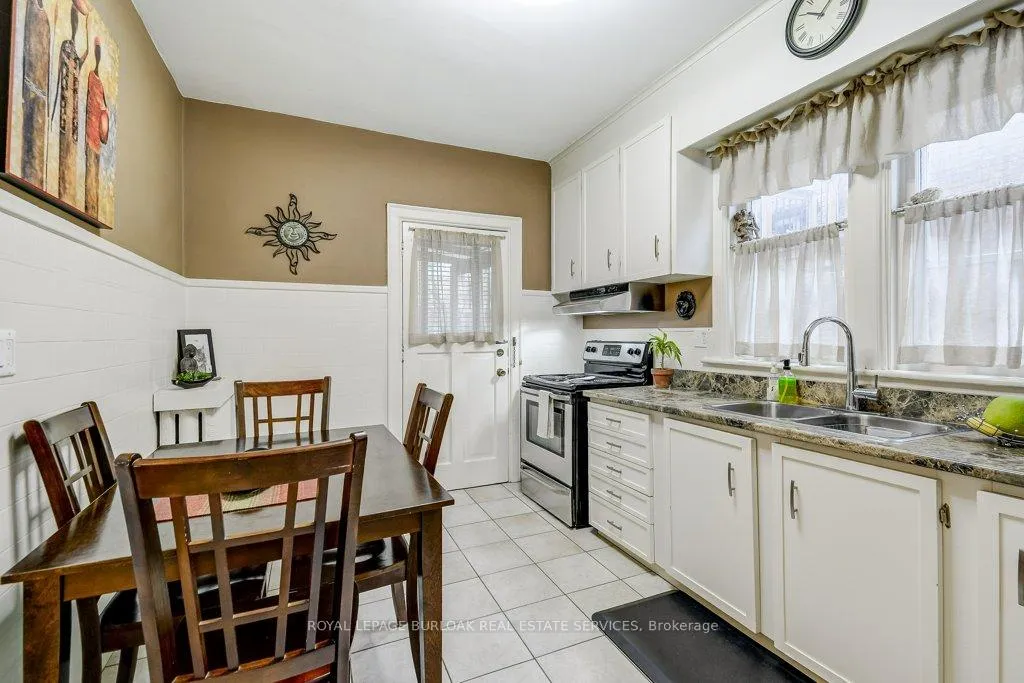 Photo 17 of 46 Sherman Avenue S, Hamilton, Gibson — HOMEH
