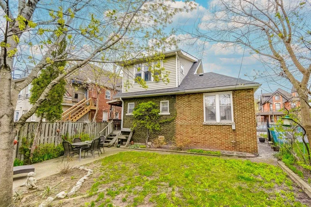 Photo 35 of 46 Sherman Avenue S, Hamilton, Gibson — HOMEH