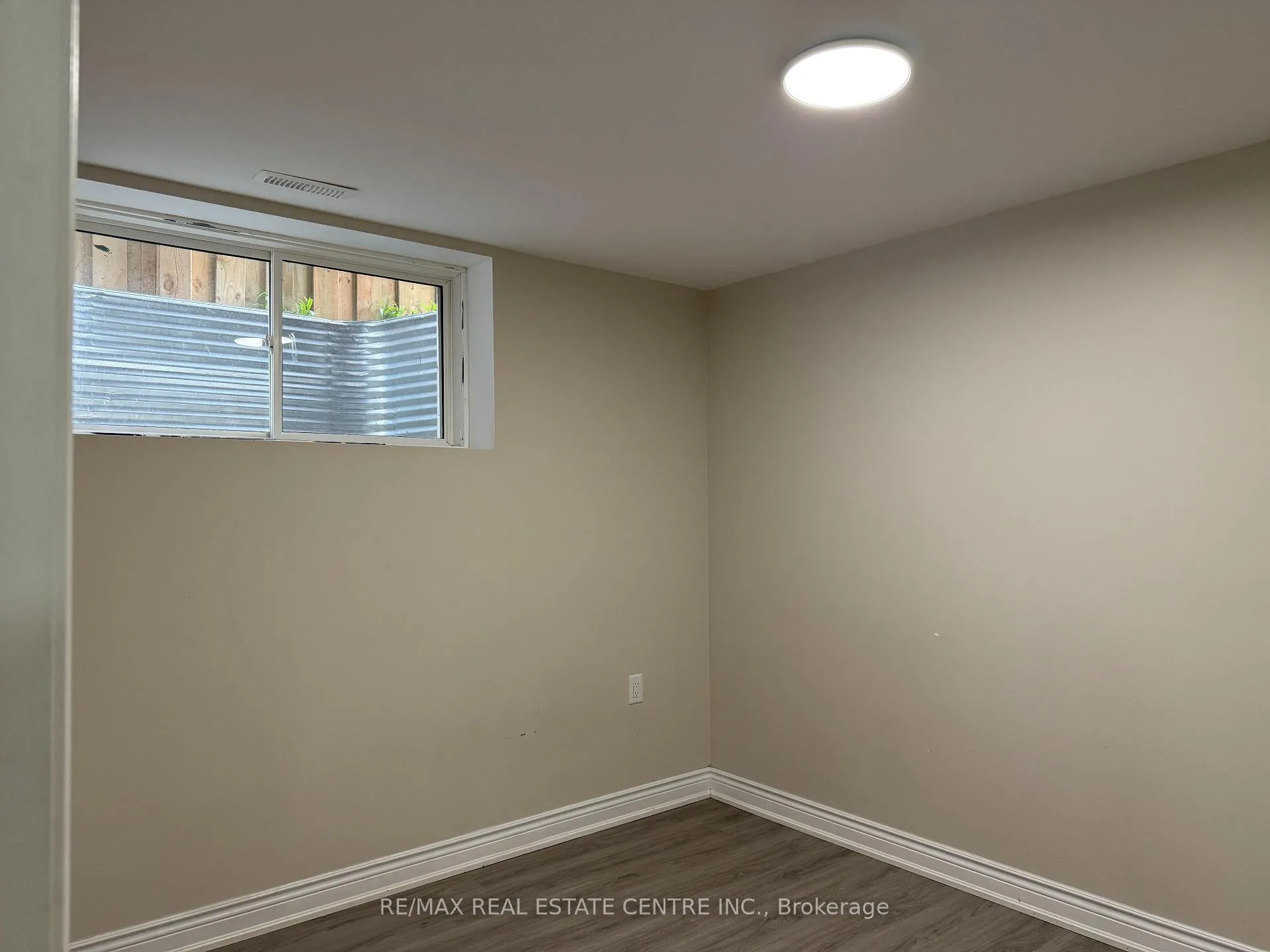 Photo 13 of Unit BASEMENT, 320 Sedgewood Street, Kitchener, Doon South — HOMEH