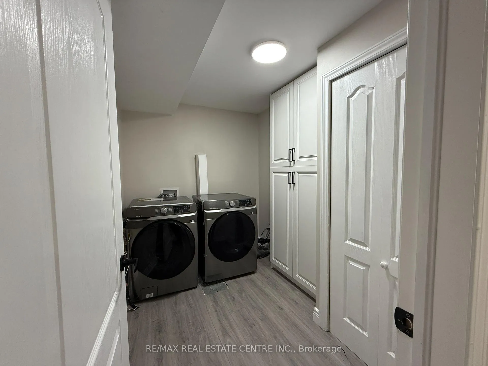 Photo 18 of Unit BASEMENT, 320 Sedgewood Street, Kitchener, Doon South — HOMEH