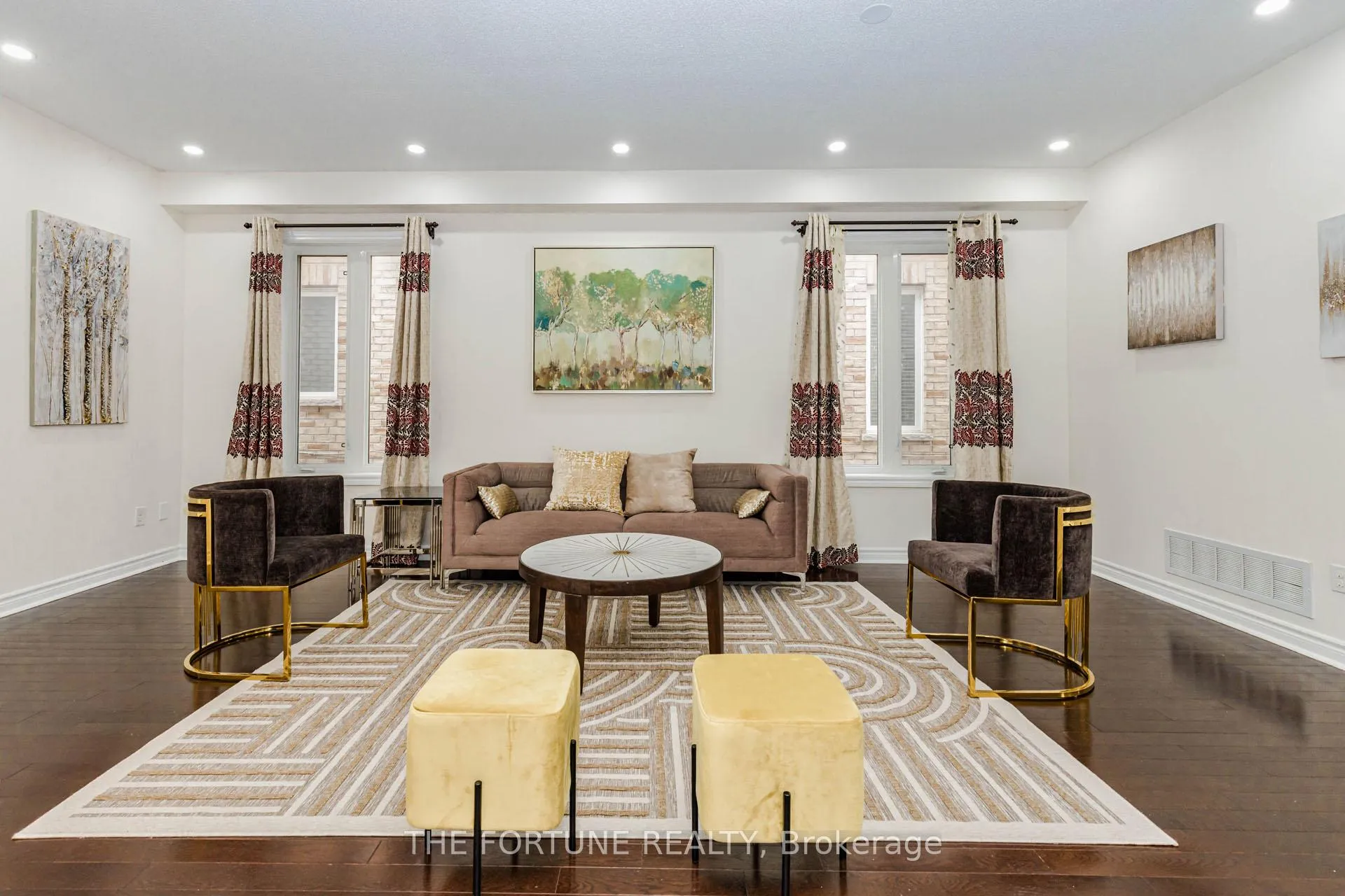 Photo 7 of 16 Haviland Circle, Brampton, Sandringham-Wellington — HOMEH