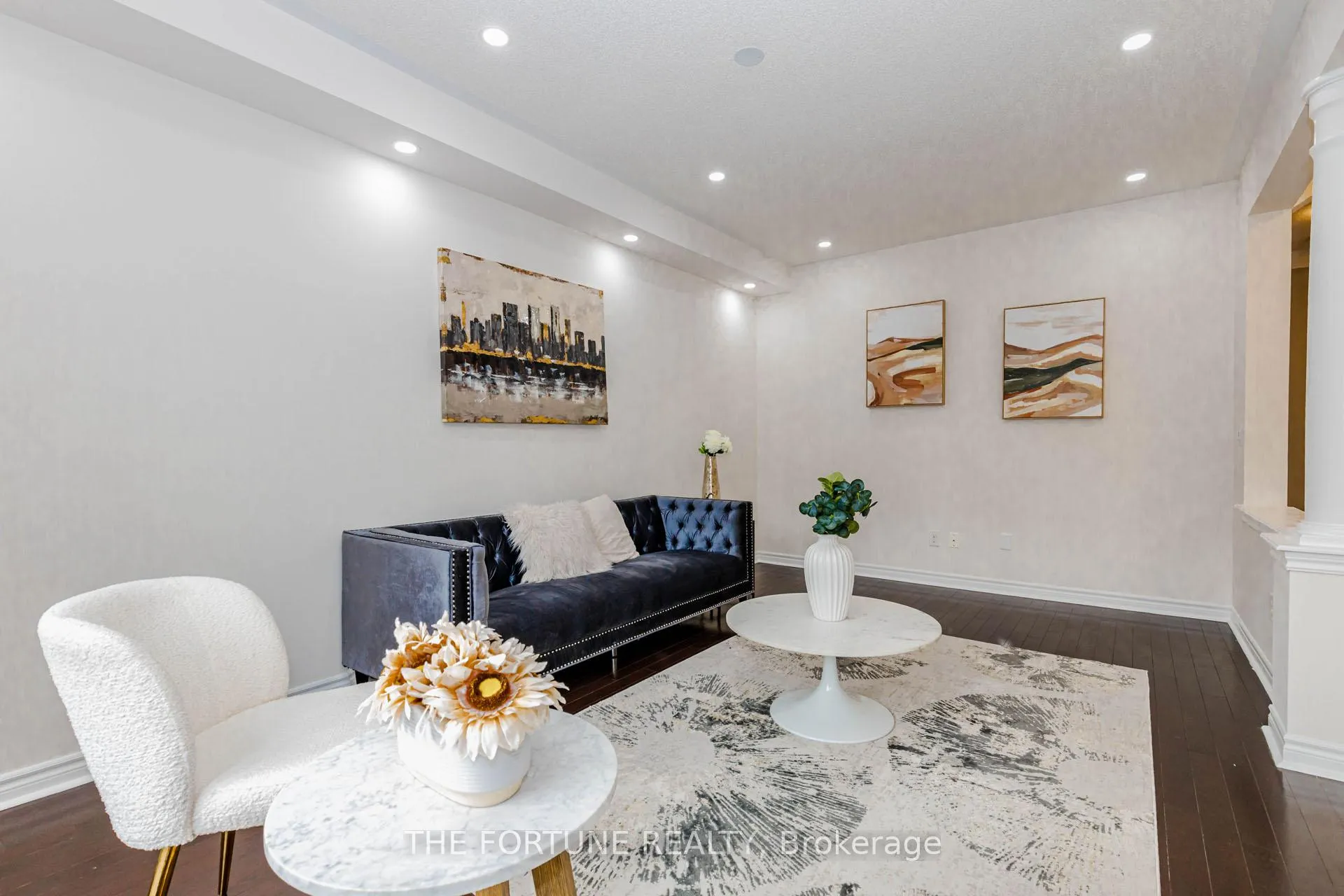Photo 10 of 16 Haviland Circle, Brampton, Sandringham-Wellington — HOMEH