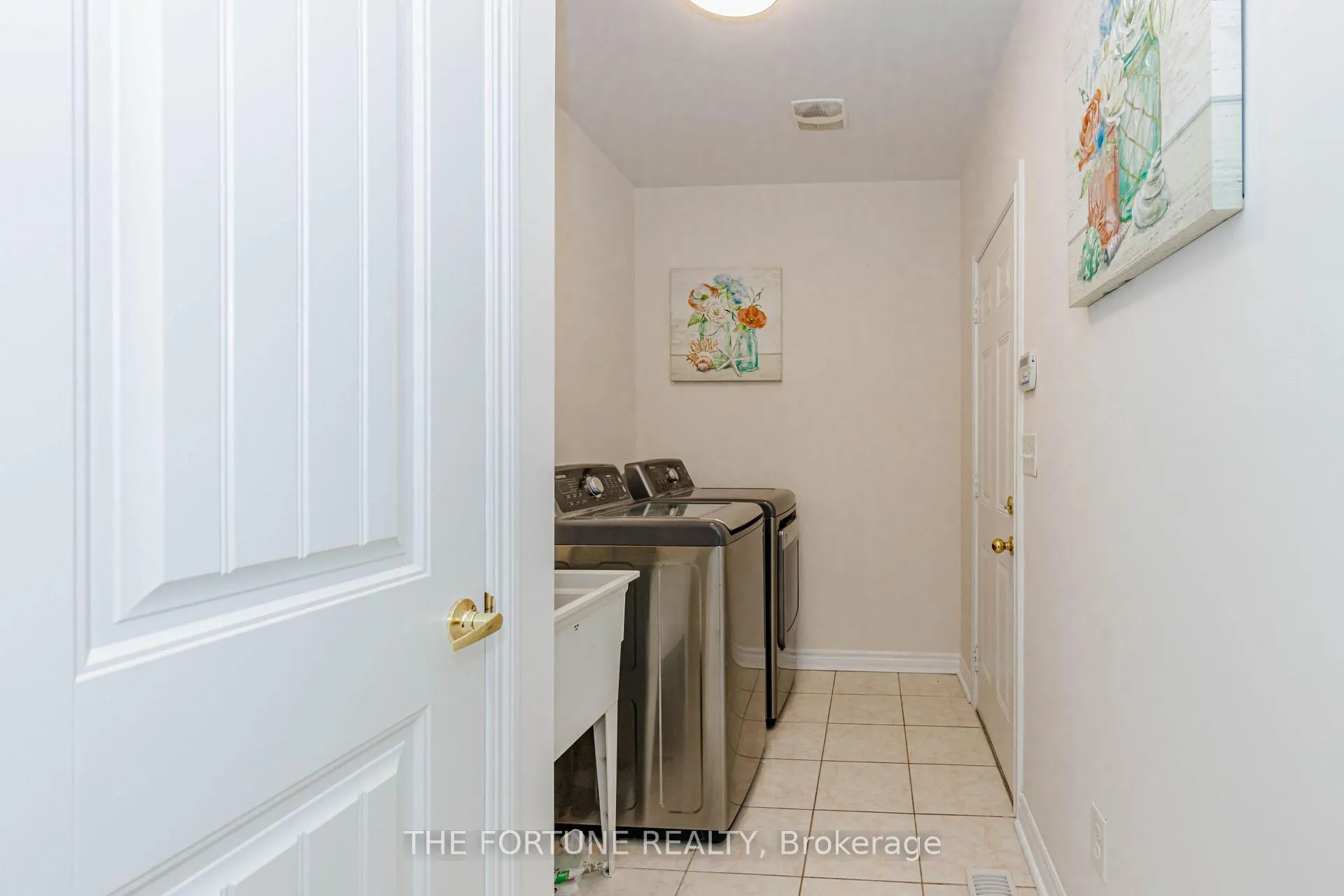 Photo 19 of 16 Haviland Circle, Brampton, Sandringham-Wellington — HOMEH