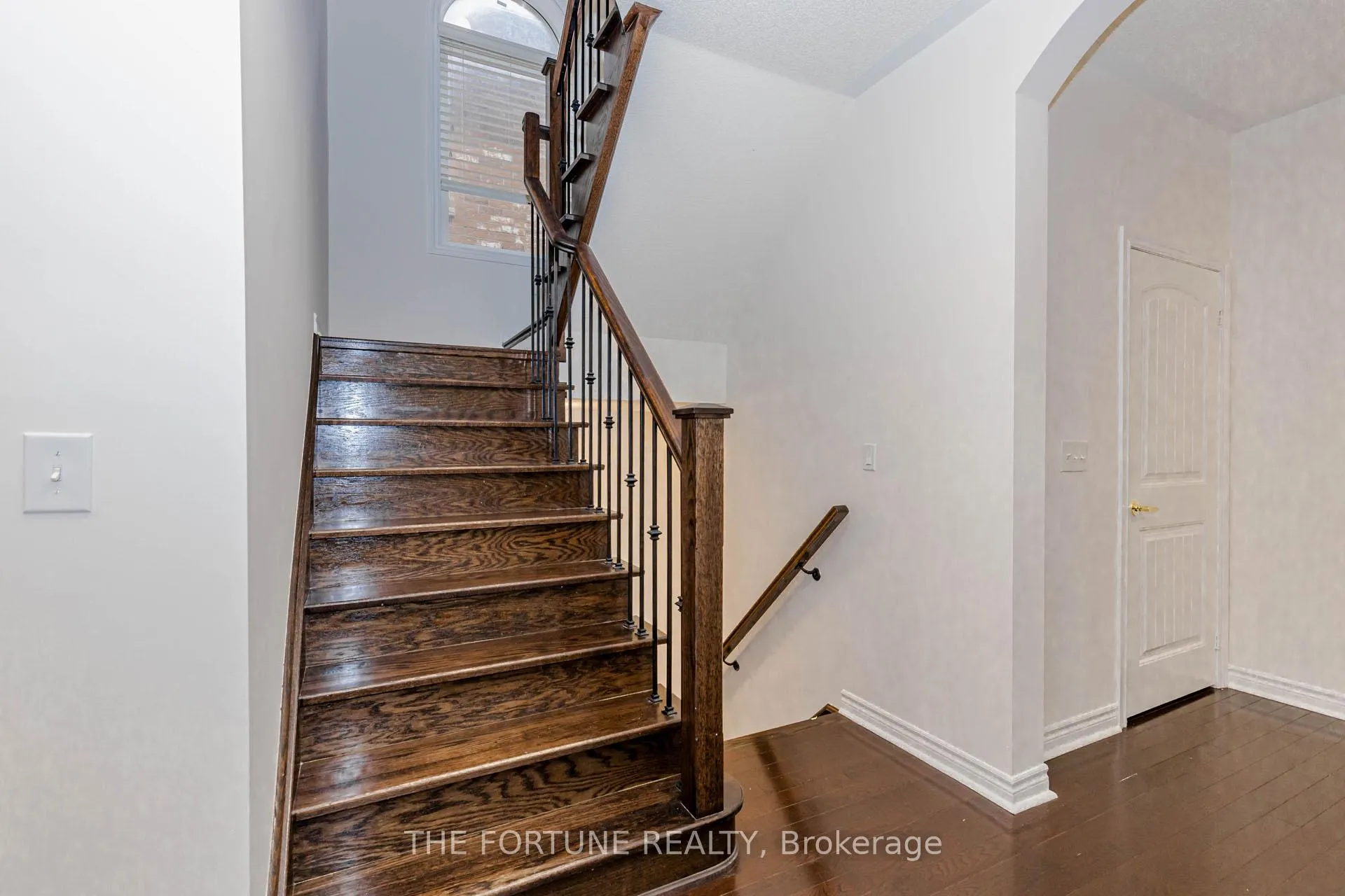 Photo 20 of 16 Haviland Circle, Brampton, Sandringham-Wellington — HOMEH