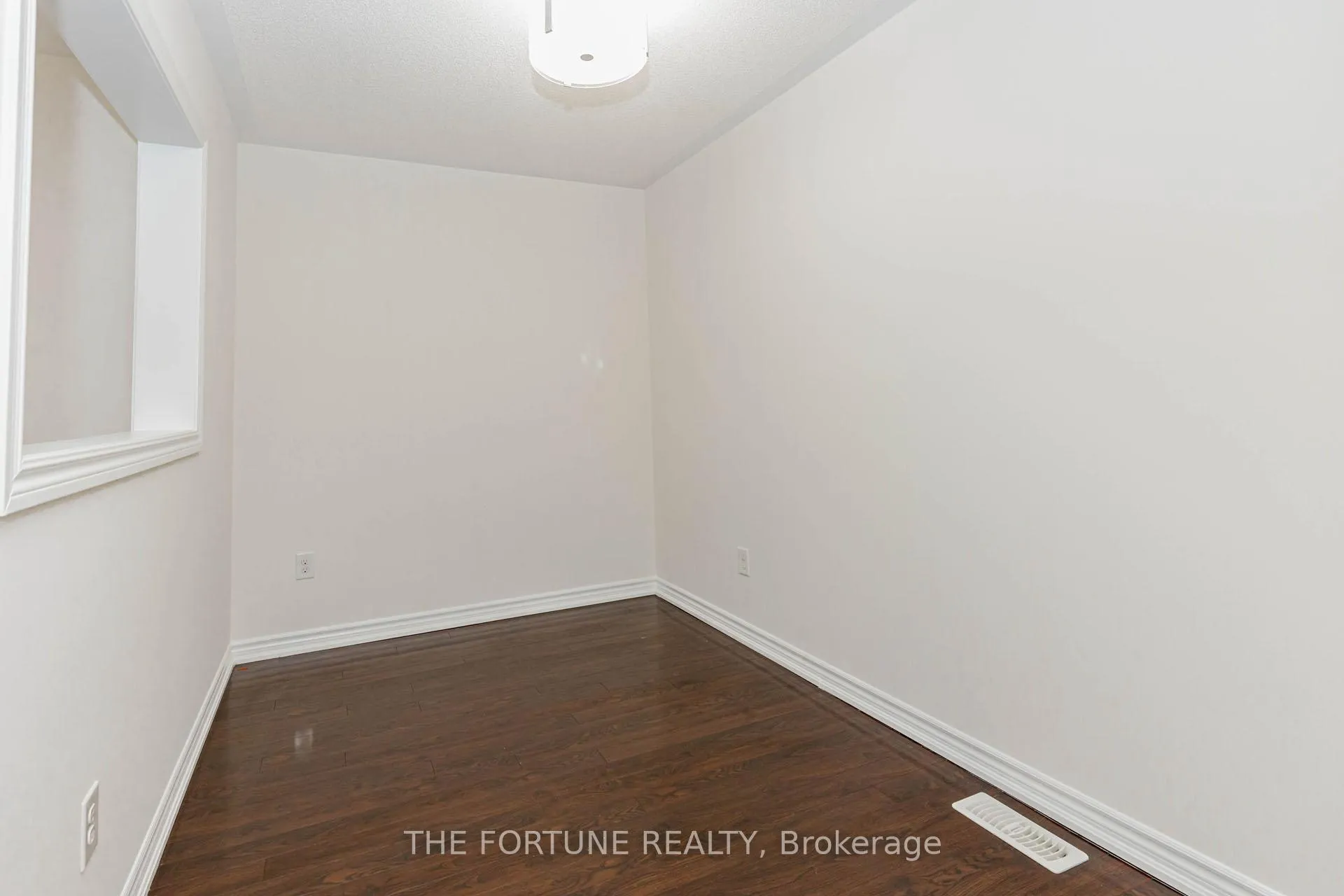 Photo 23 of 16 Haviland Circle, Brampton, Sandringham-Wellington — HOMEH