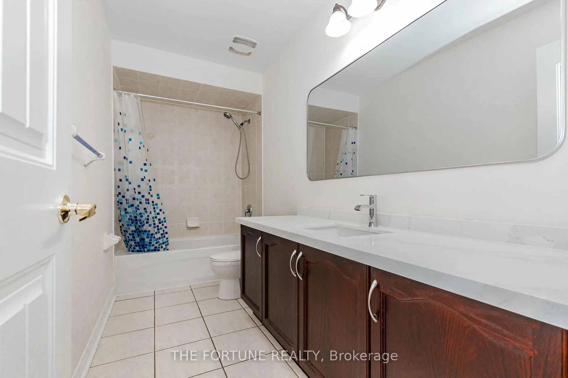 Photo 37 of 16 Haviland Circle, Brampton, Sandringham-Wellington — HOMEH