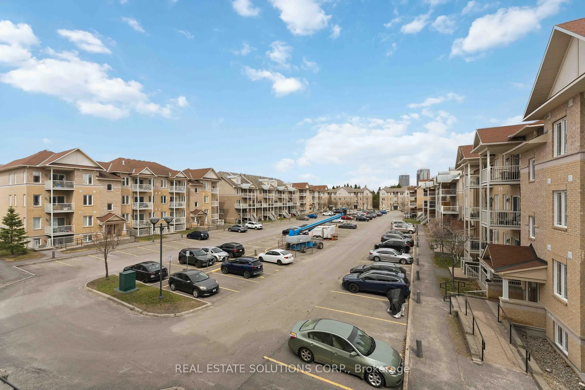 Photo 33 of Unit 5, 200 Paseo Private, Ottawa, Centrepointe — HOMEH