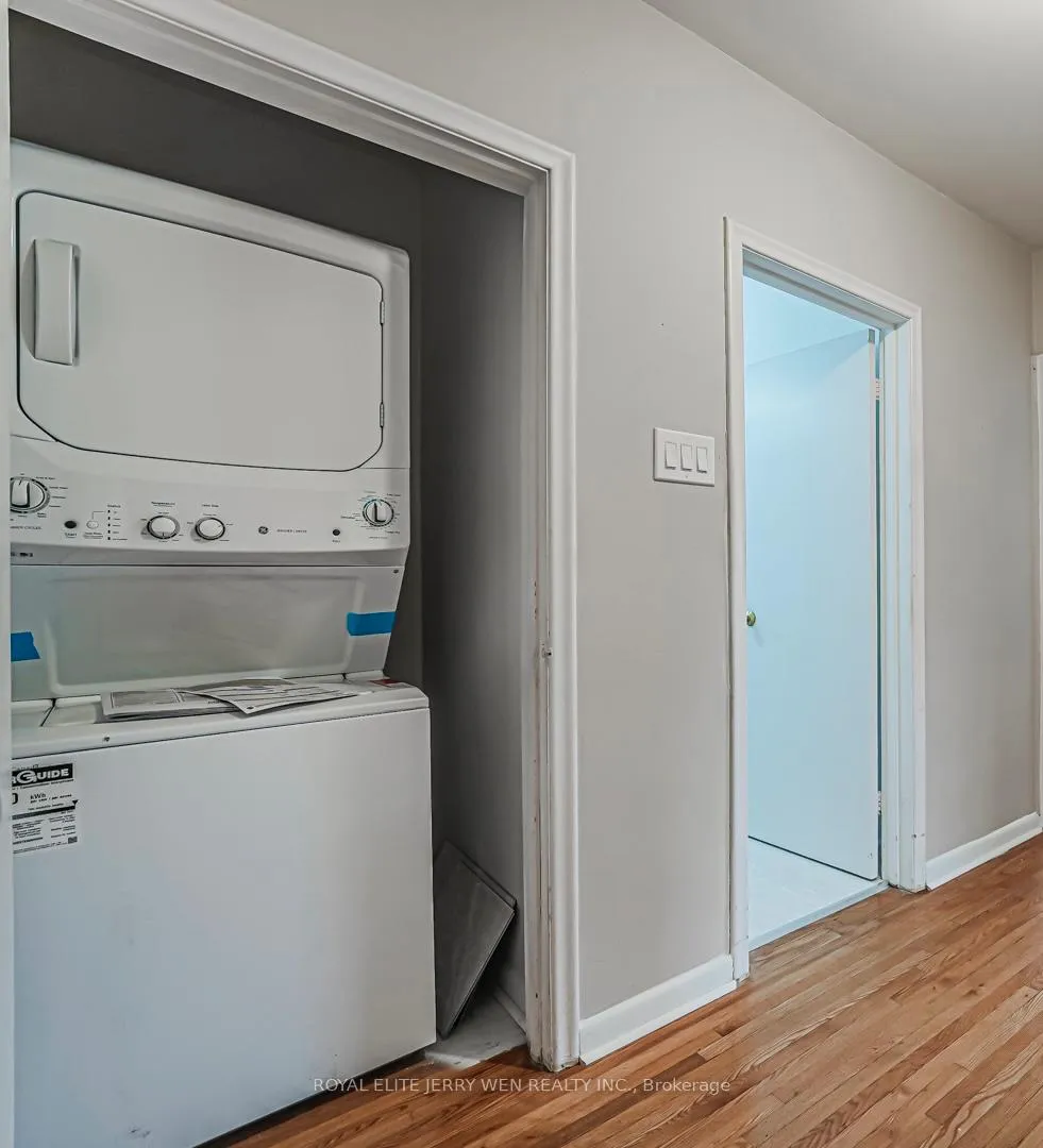 Photo 18 of Unit Upper, 12 North Heights Road, Etobicoke, Princess-Rosethorn — HOMEH