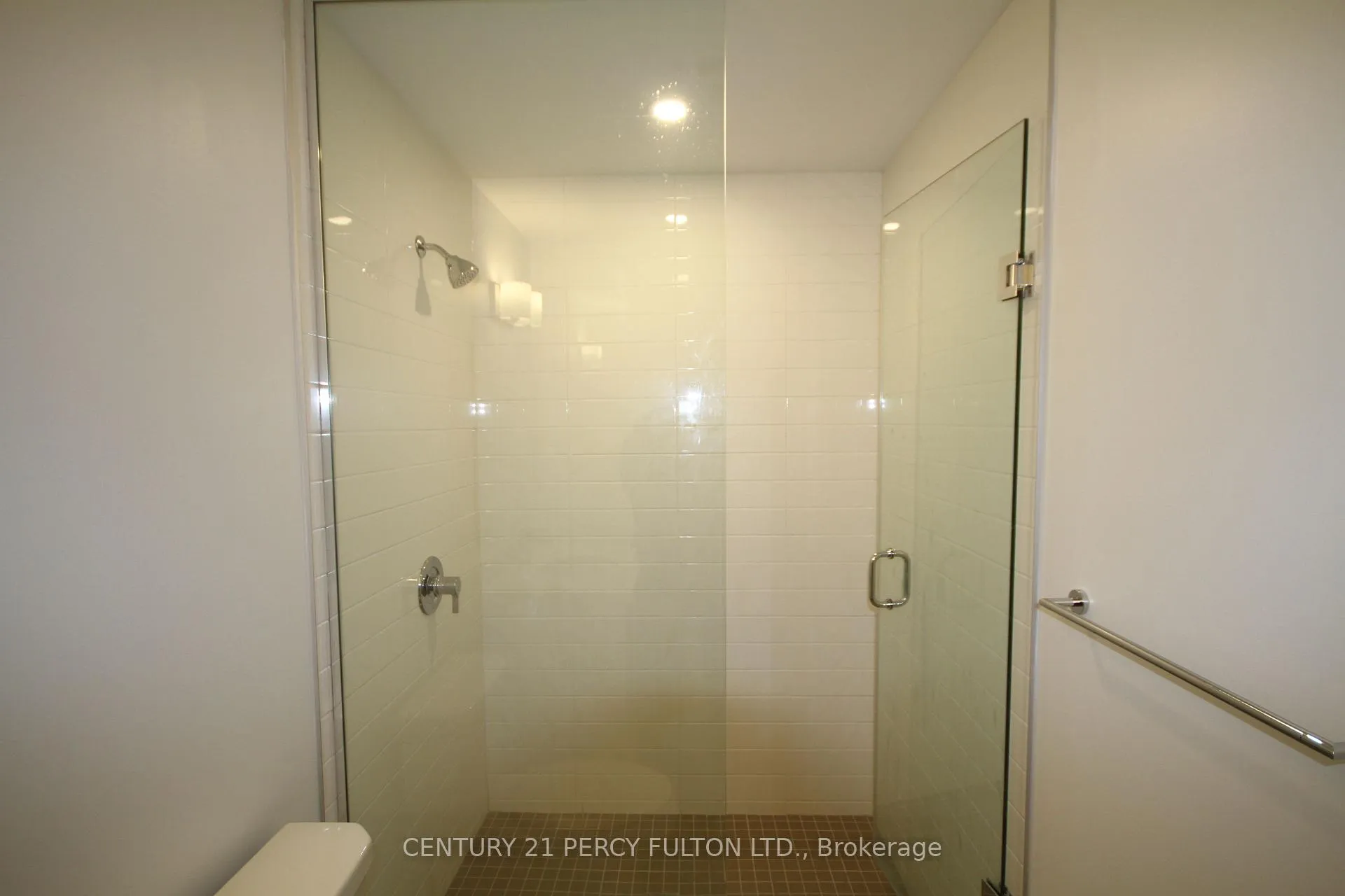 Photo 16 of Unit 109, 55 Clarington Boulevard, Clarington, Bowmanville — HOMEH