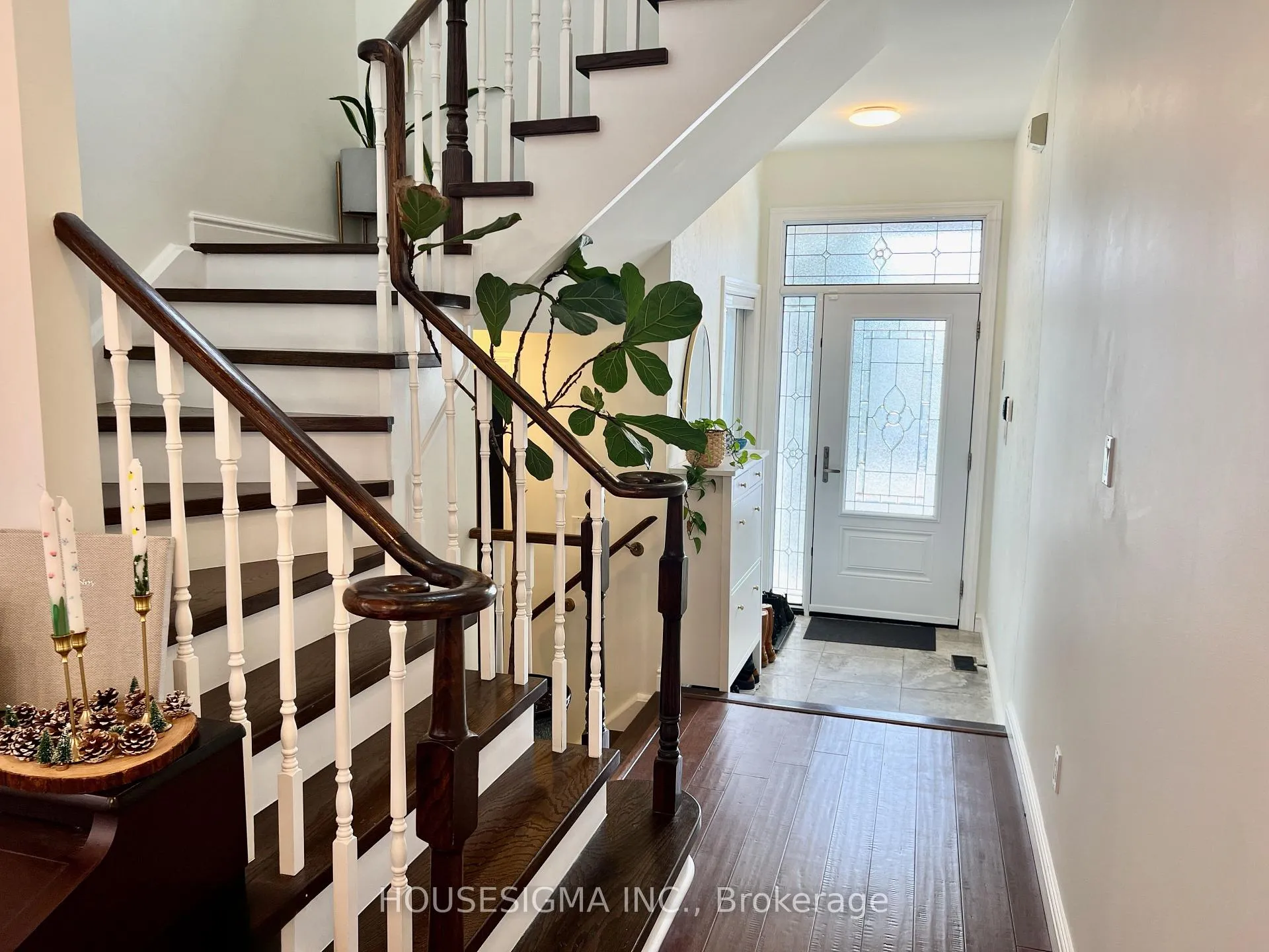 Photo 3 of 123 Wildberry Crescent, Vaughan, Vellore Village — HOMEH