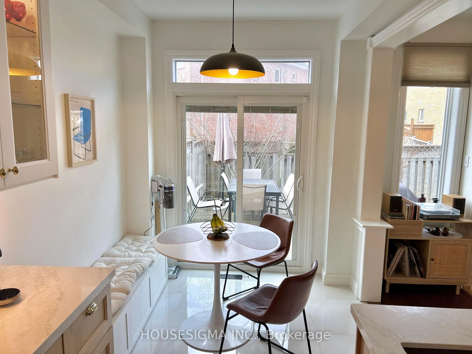 Photo 8 of 123 Wildberry Crescent, Vaughan, Vellore Village — HOMEH