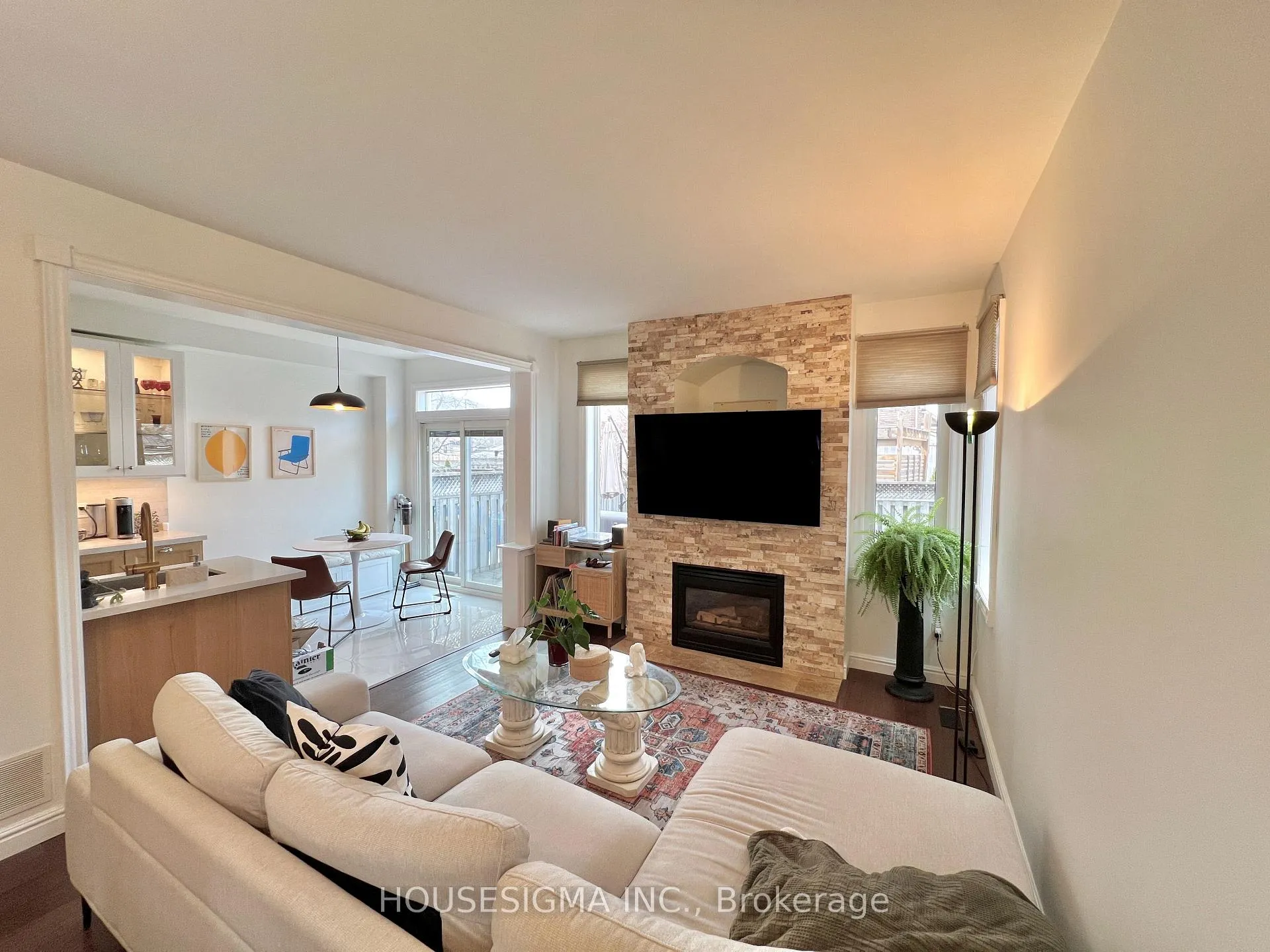 Photo 9 of 123 Wildberry Crescent, Vaughan, Vellore Village — HOMEH