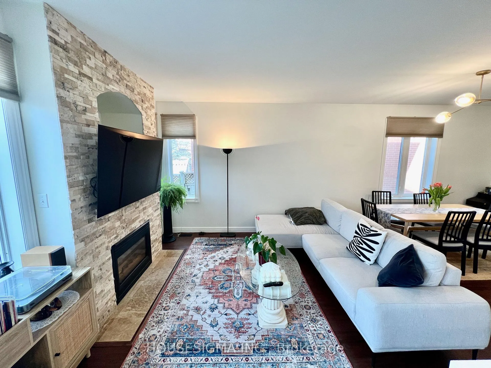 Photo 10 of 123 Wildberry Crescent, Vaughan, Vellore Village — HOMEH