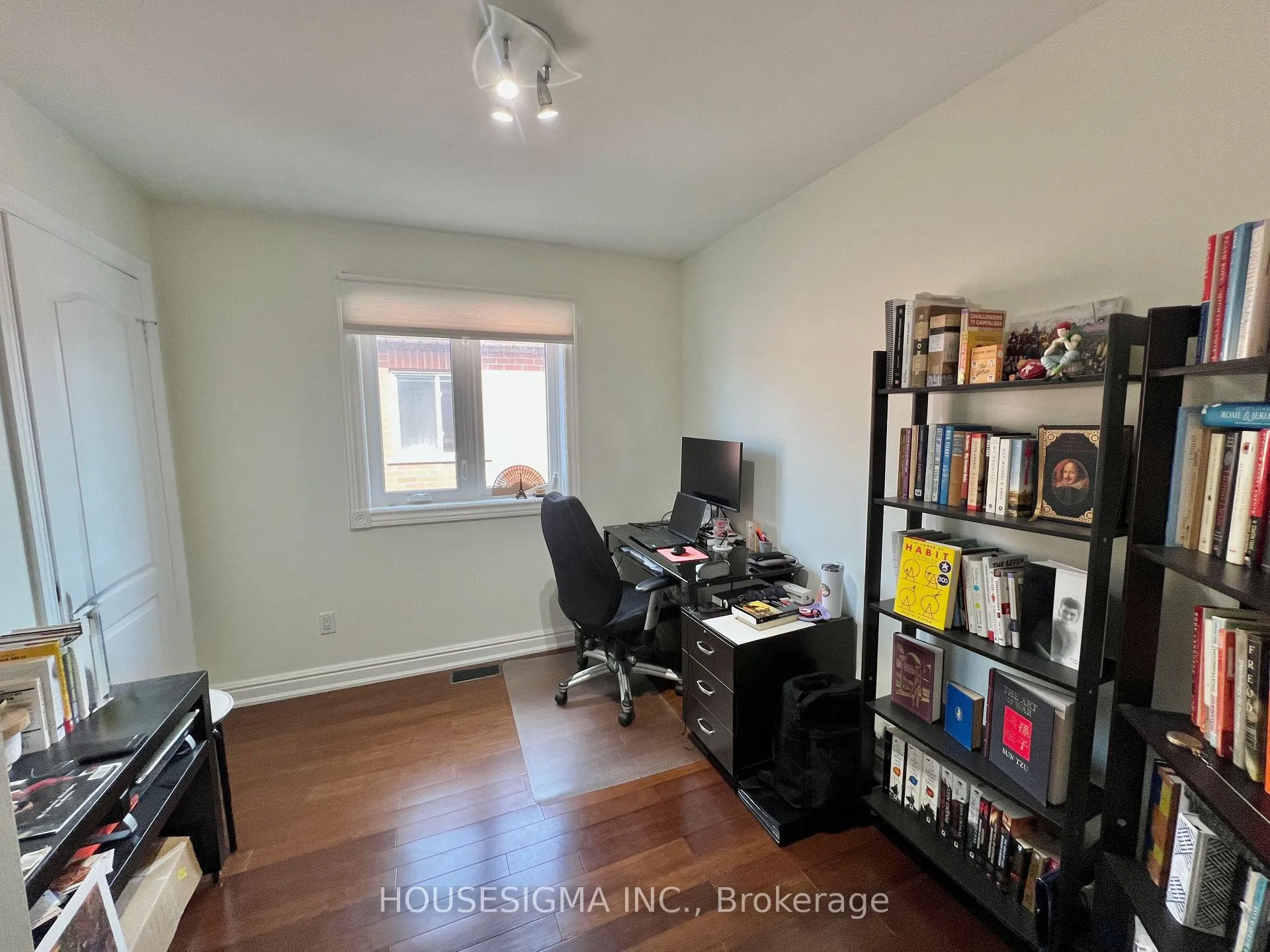 Photo 18 of 123 Wildberry Crescent, Vaughan, Vellore Village — HOMEH