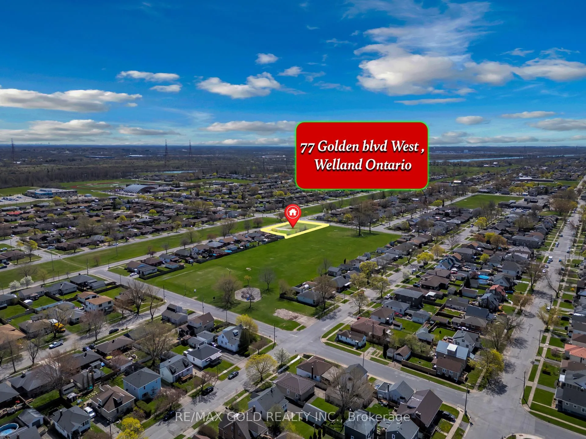 Photo 3 of 77 Golden Boulevard, Welland, Lincoln/Crowland — HOMEH