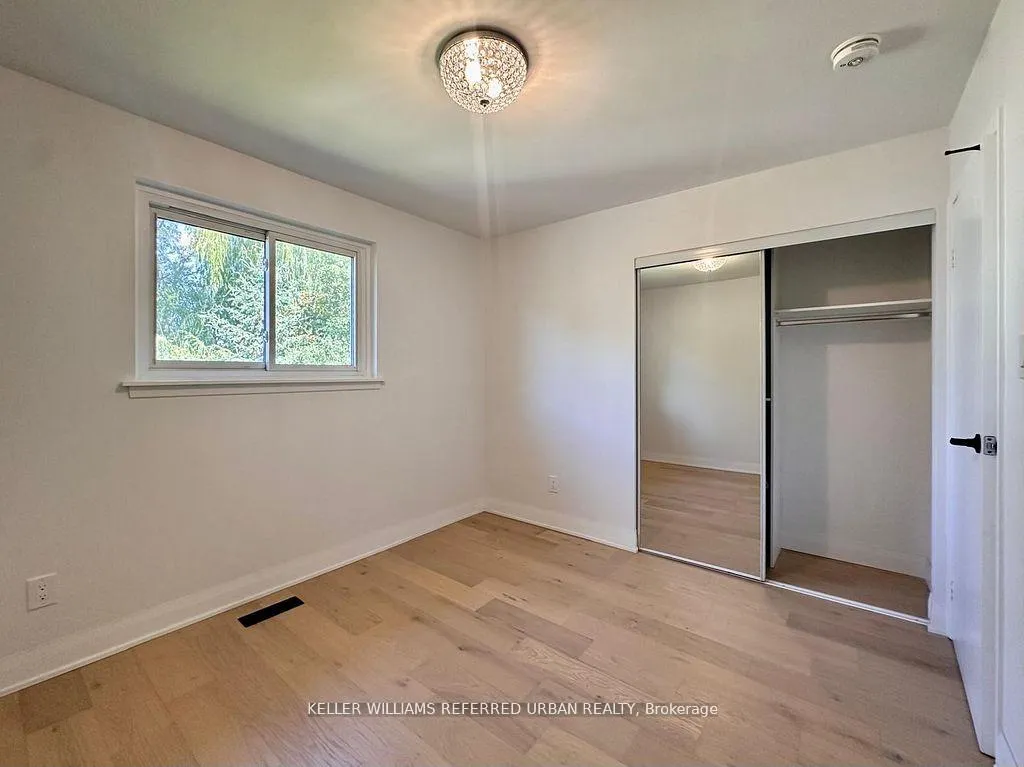 Photo 10 of Unit Main, 906 Marinet Crescent, Pickering, West Shore — HOMEH