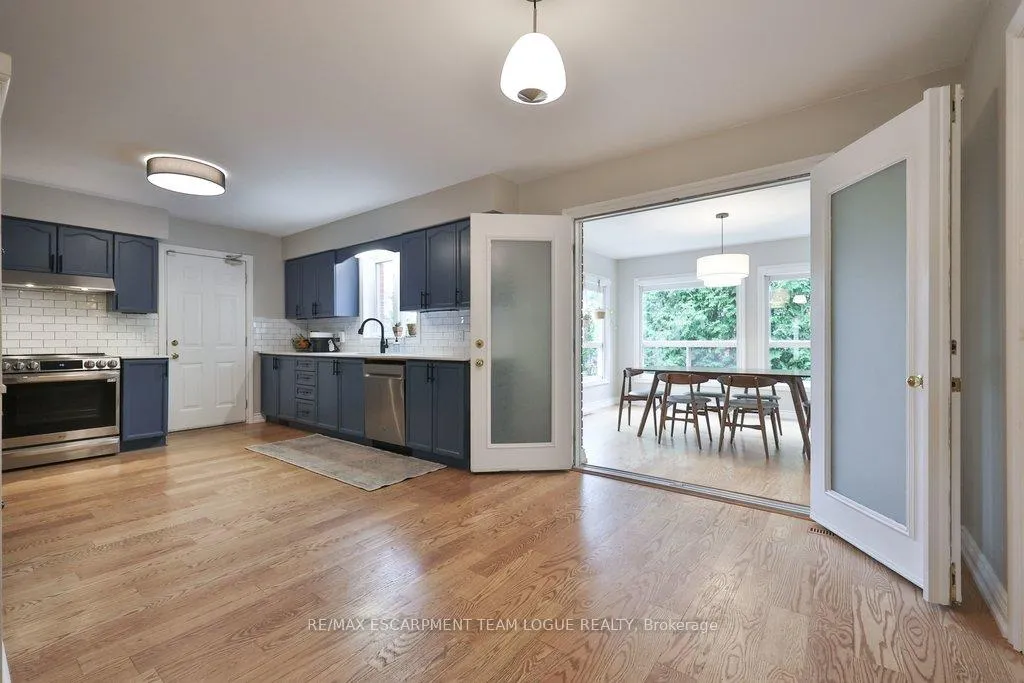 Photo 6 of 690 Lambshead Drive, Burlington, Brant — HOMEH