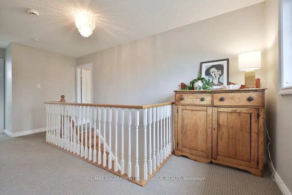 Photo 16 of 690 Lambshead Drive, Burlington, Brant — HOMEH
