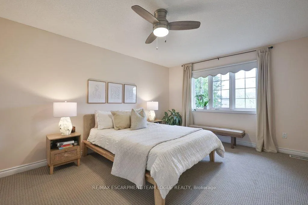 Photo 17 of 690 Lambshead Drive, Burlington, Brant — HOMEH