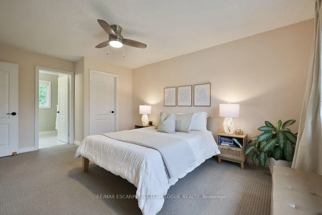 Photo 18 of 690 Lambshead Drive, Burlington, Brant — HOMEH