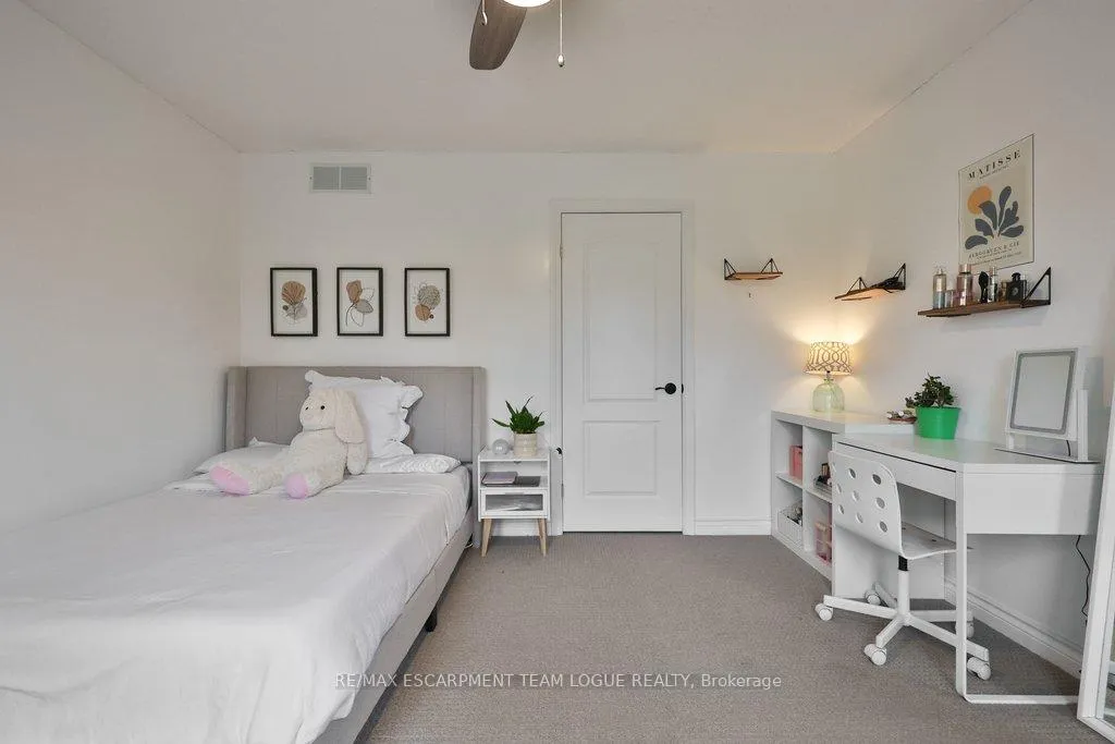 Photo 22 of 690 Lambshead Drive, Burlington, Brant — HOMEH